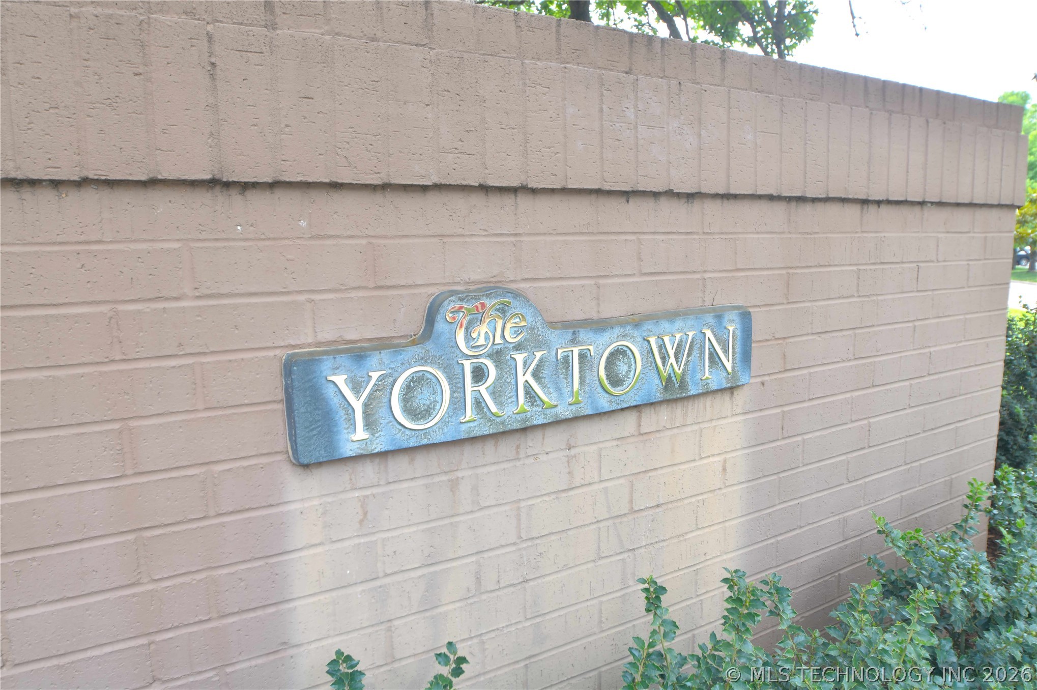 2121 S Yorktown Avenue Tulsa OK 74114