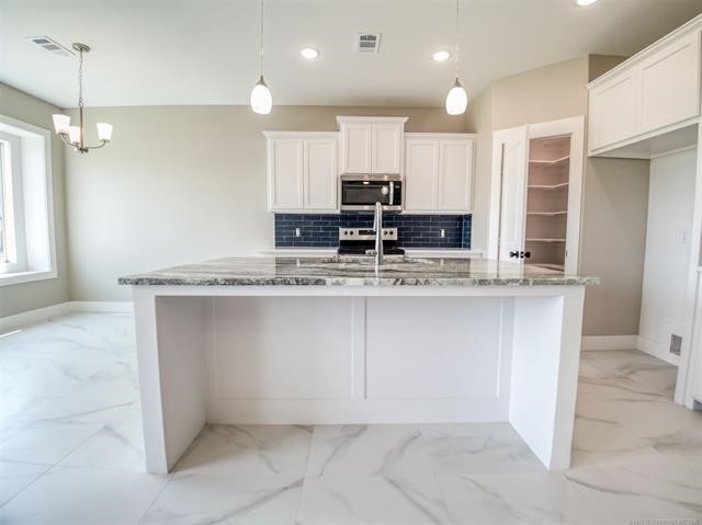 1194 Wild Indigo Calera OK 74730