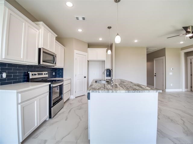 1194 Wild Indigo Calera OK 74730