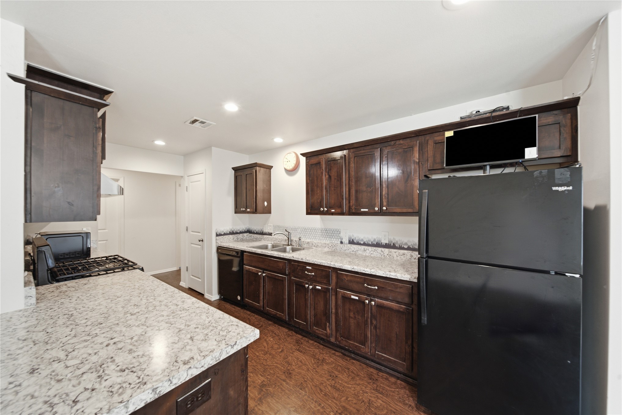 2542 E Archer Street Tulsa OK 74110