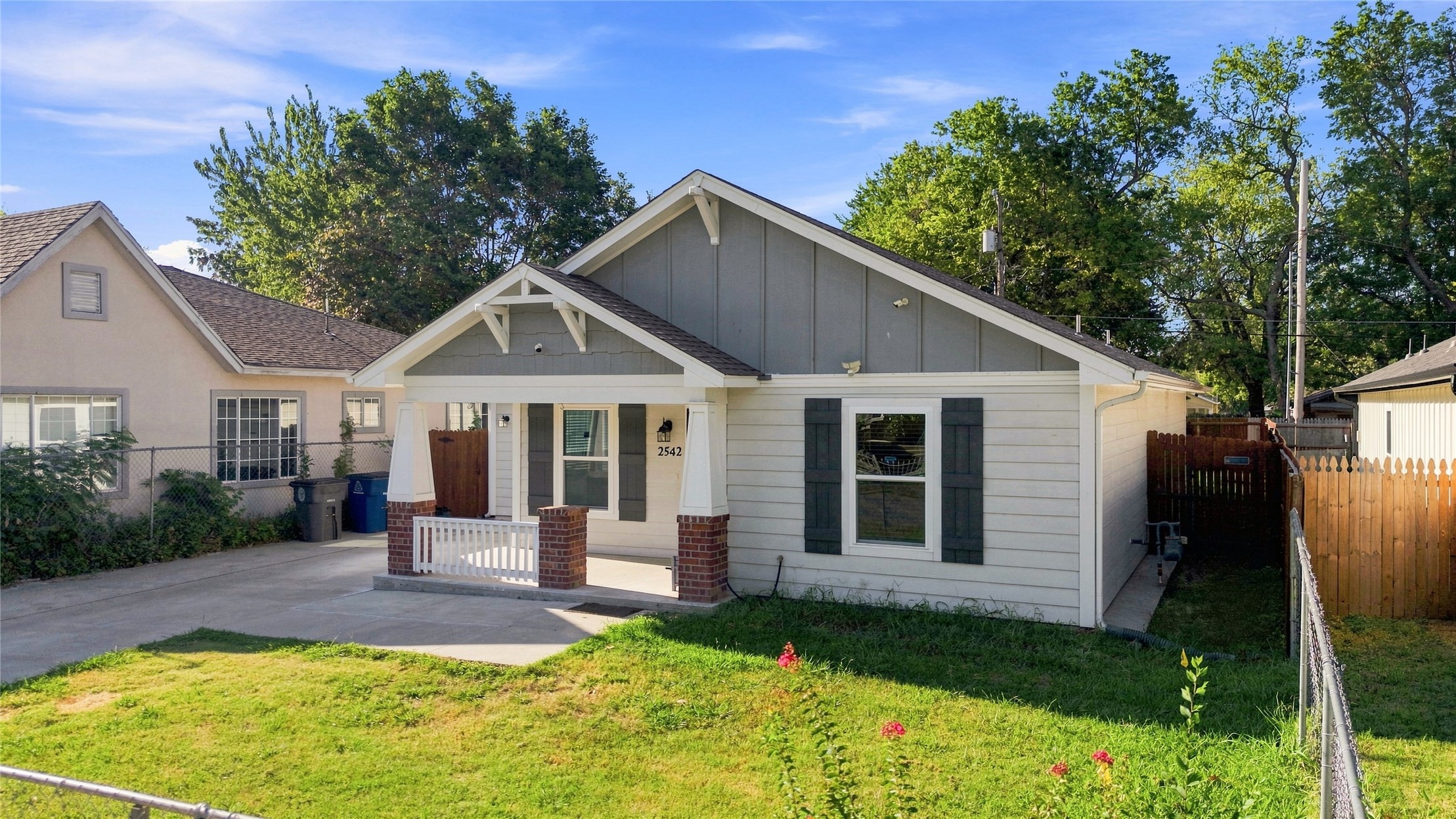 2542 E Archer Street Tulsa OK 74110
