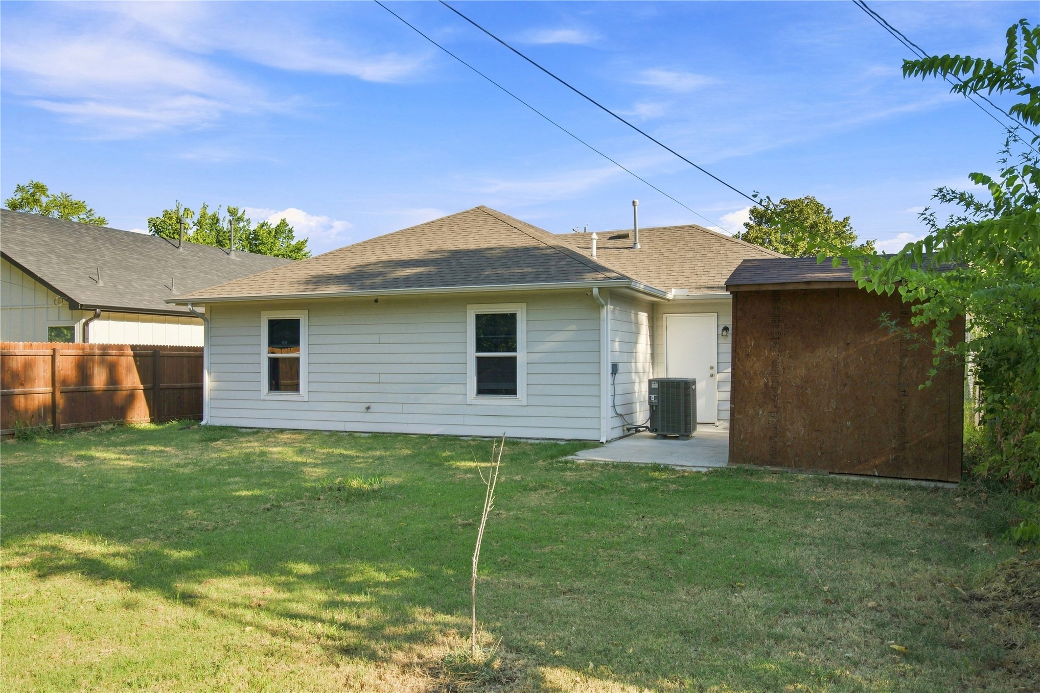 2542 E Archer Street Tulsa OK 74110