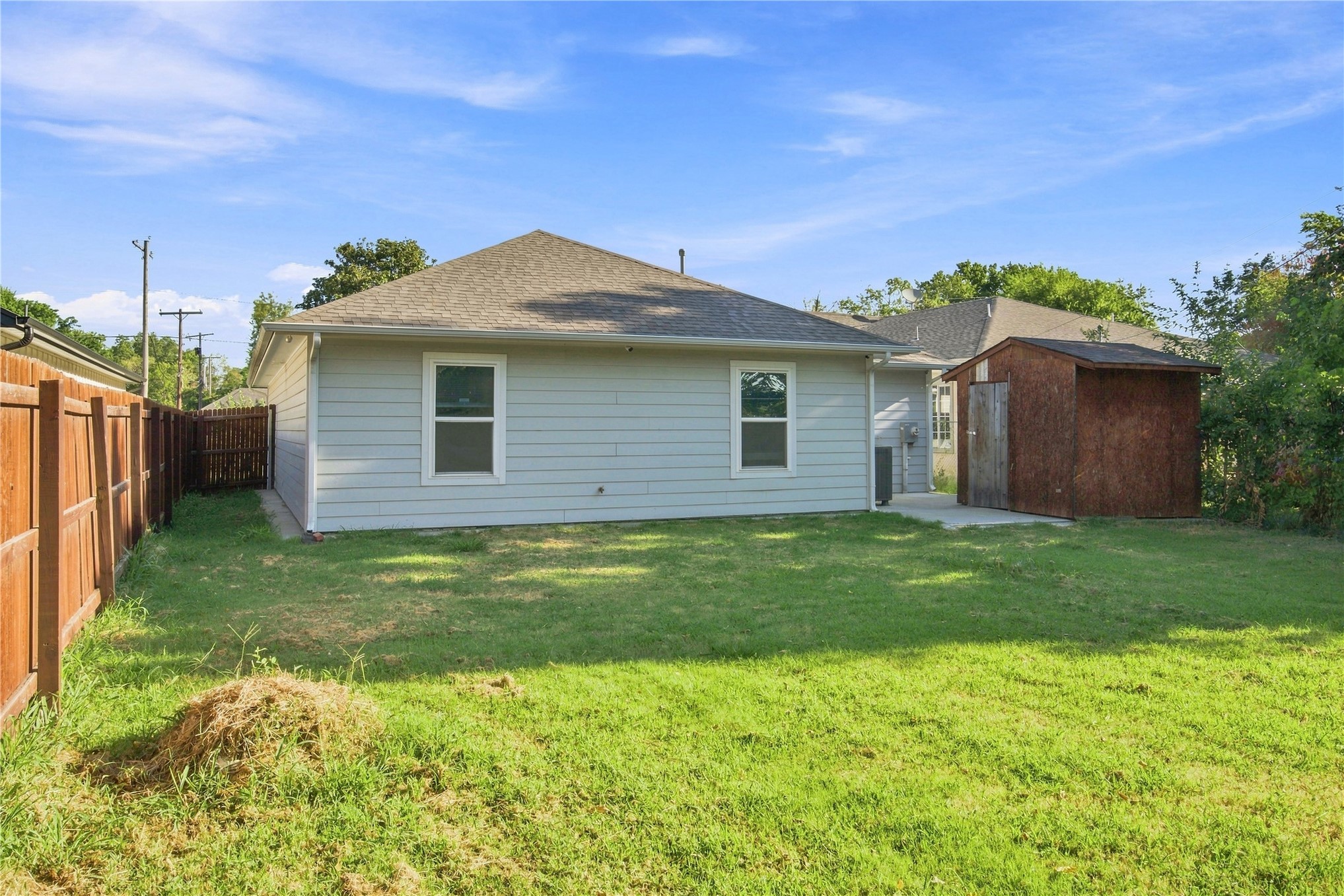 2542 E Archer Street Tulsa OK 74110
