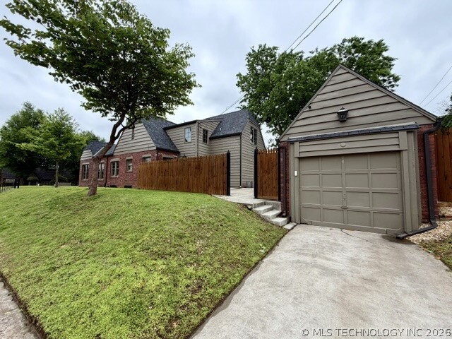 1904 S Yorktown Avenue Tulsa OK 74104