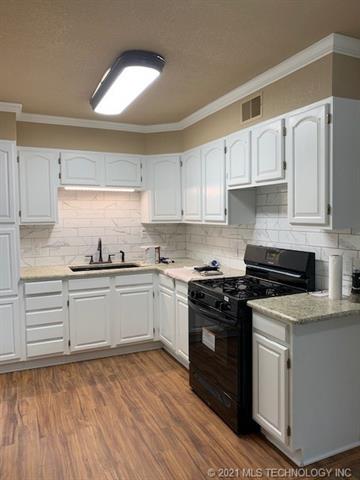 1909 S Cedar Street Sapulpa OK 74066