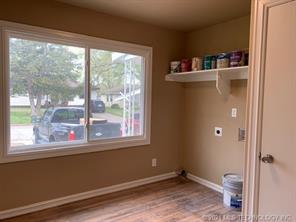 1909 S Cedar Street Sapulpa OK 74066
