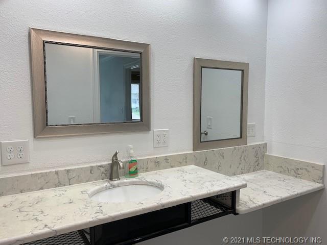 1909 S Cedar Street Sapulpa OK 74066