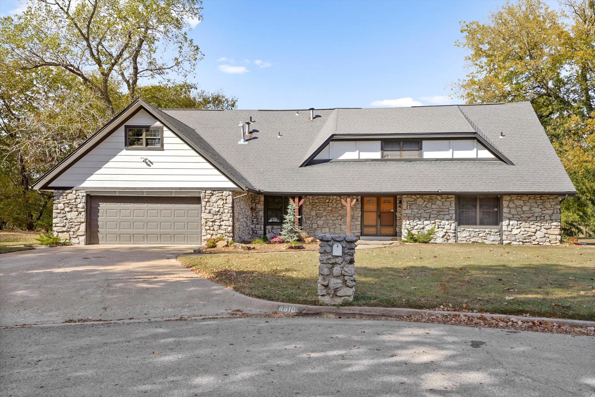 8610 Meadowood Circle Broken Arrow OK 74011