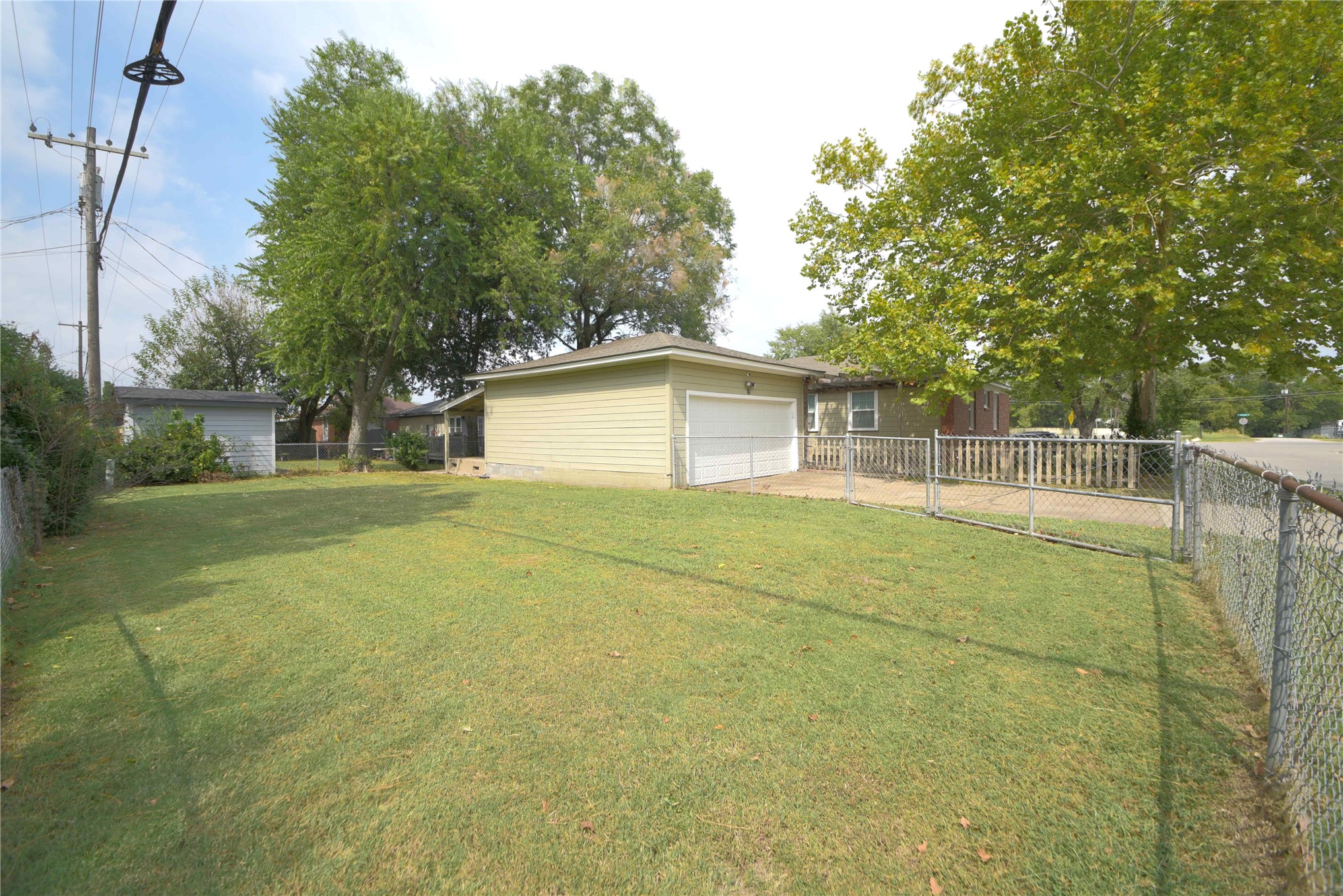 10 S 106th Eastplace Tulsa OK 74128