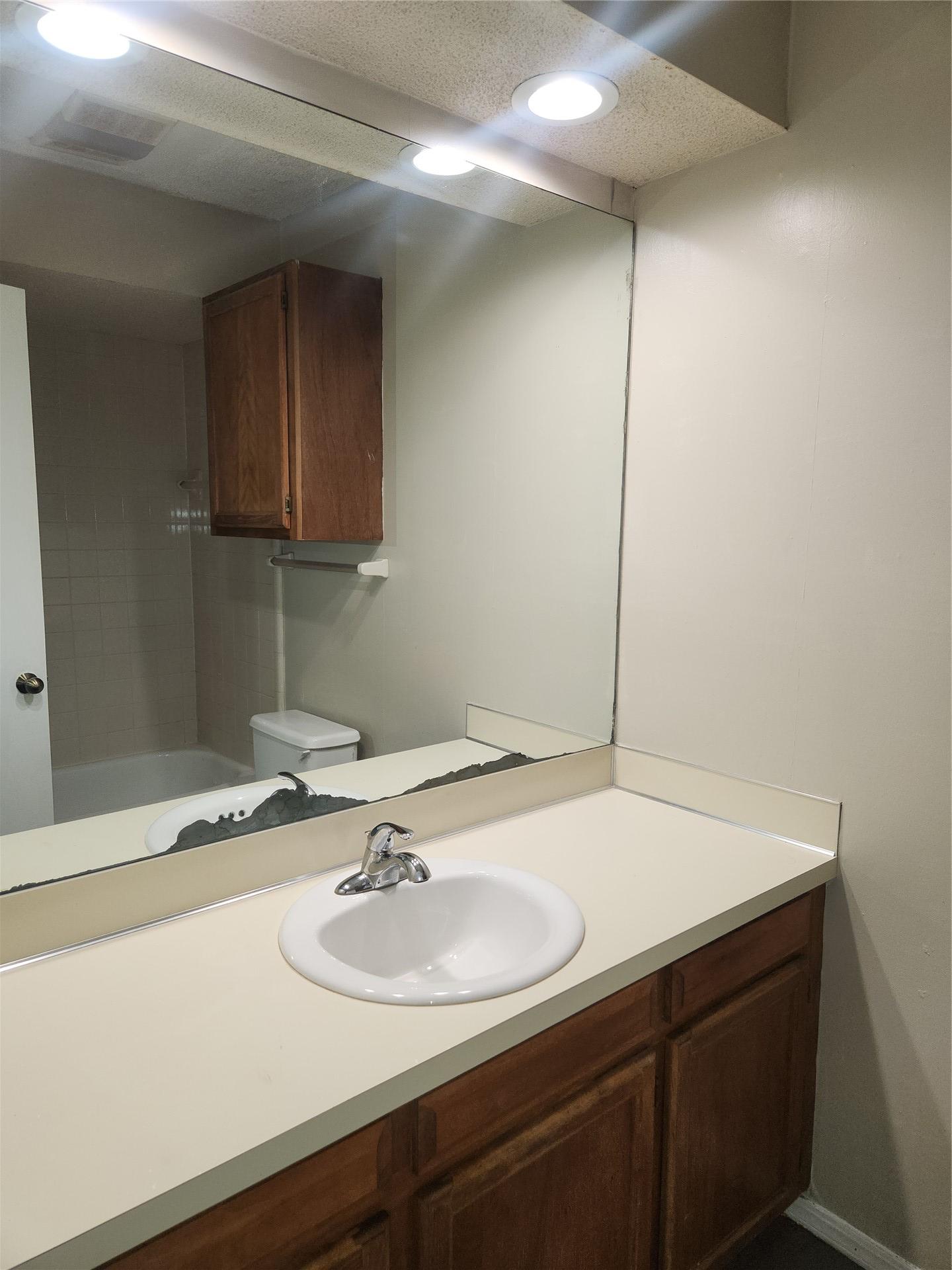 11125 E 17 Place Tulsa OK 74129