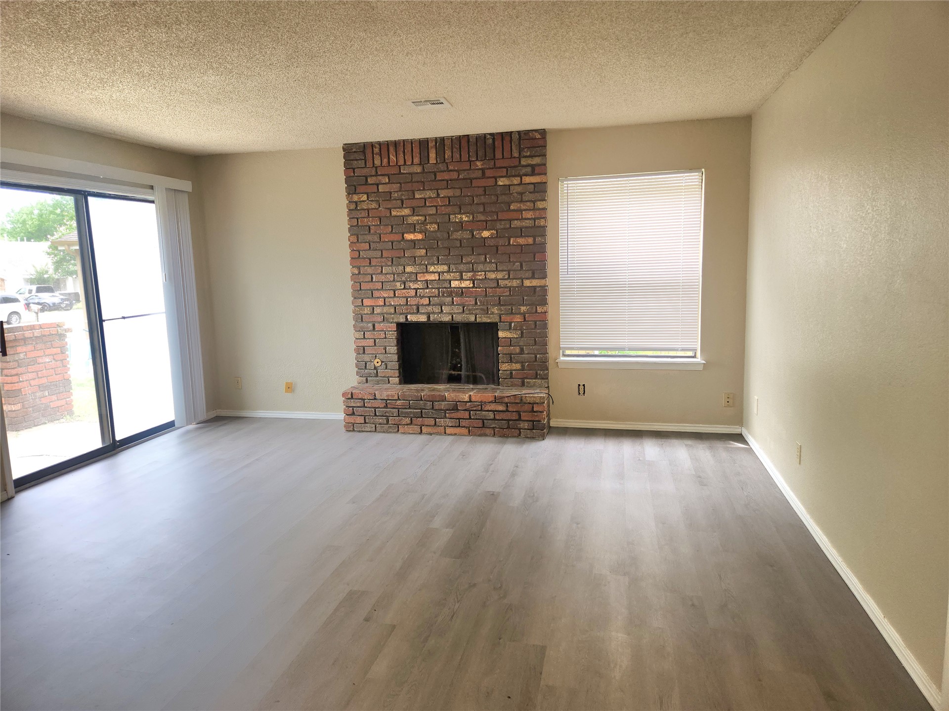 11125 E 17 Place Tulsa OK 74129
