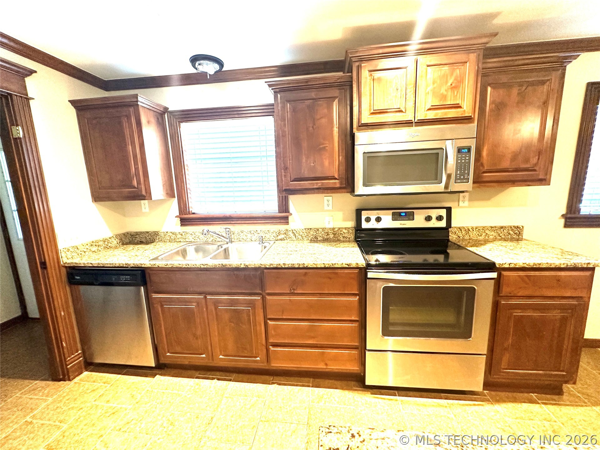1104 S Reavis Road Claremore OK 74017