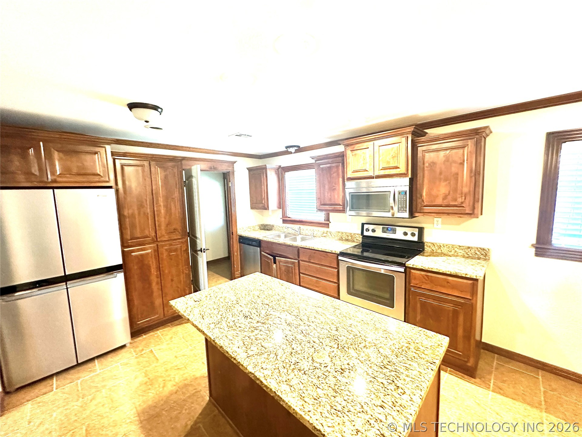 1104 S Reavis Road Claremore OK 74017