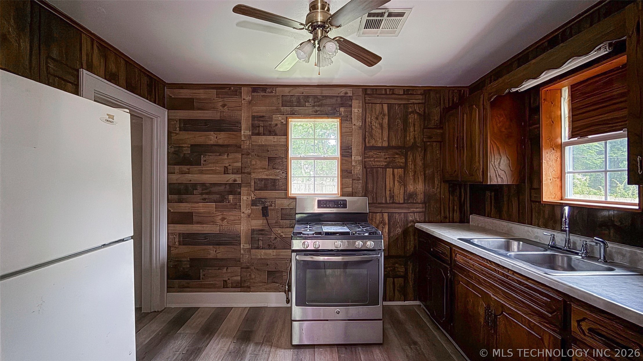 613 W 23rd Ada OK 74820