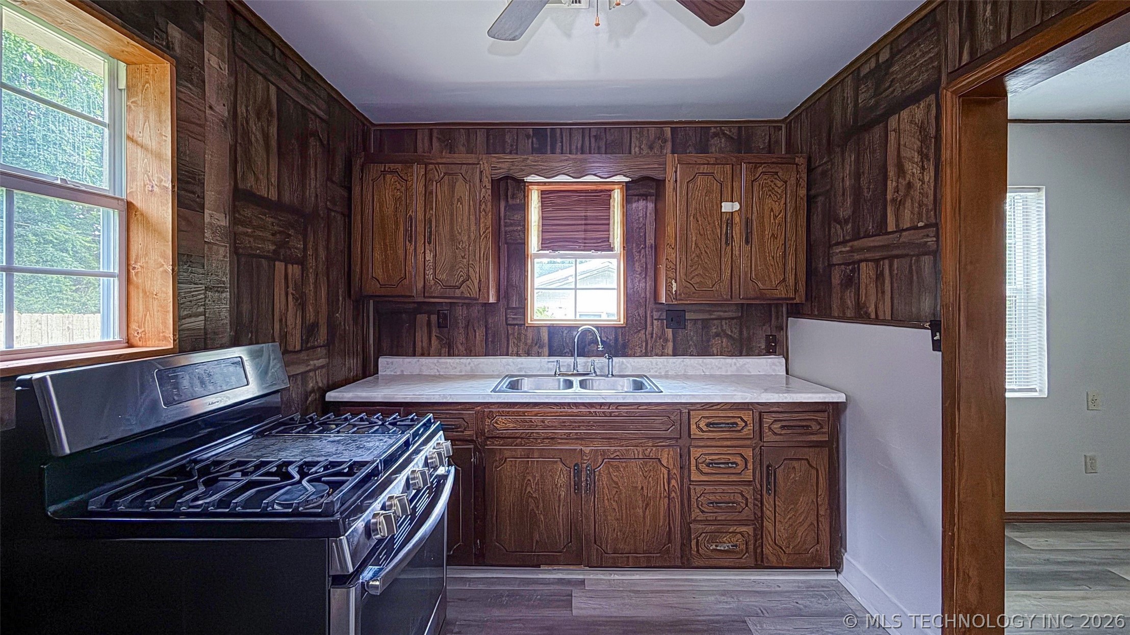 613 W 23rd Ada OK 74820