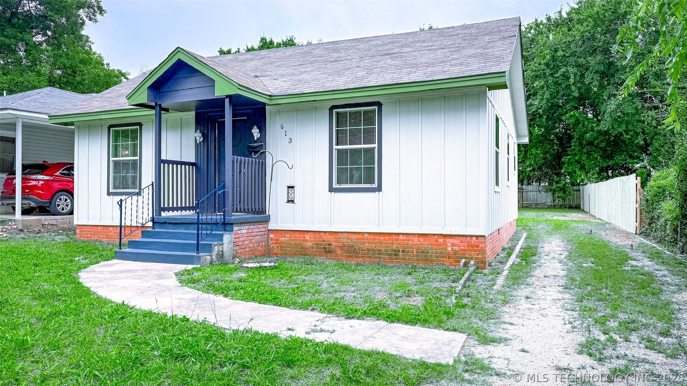 613 W 23rd Ada OK 74820