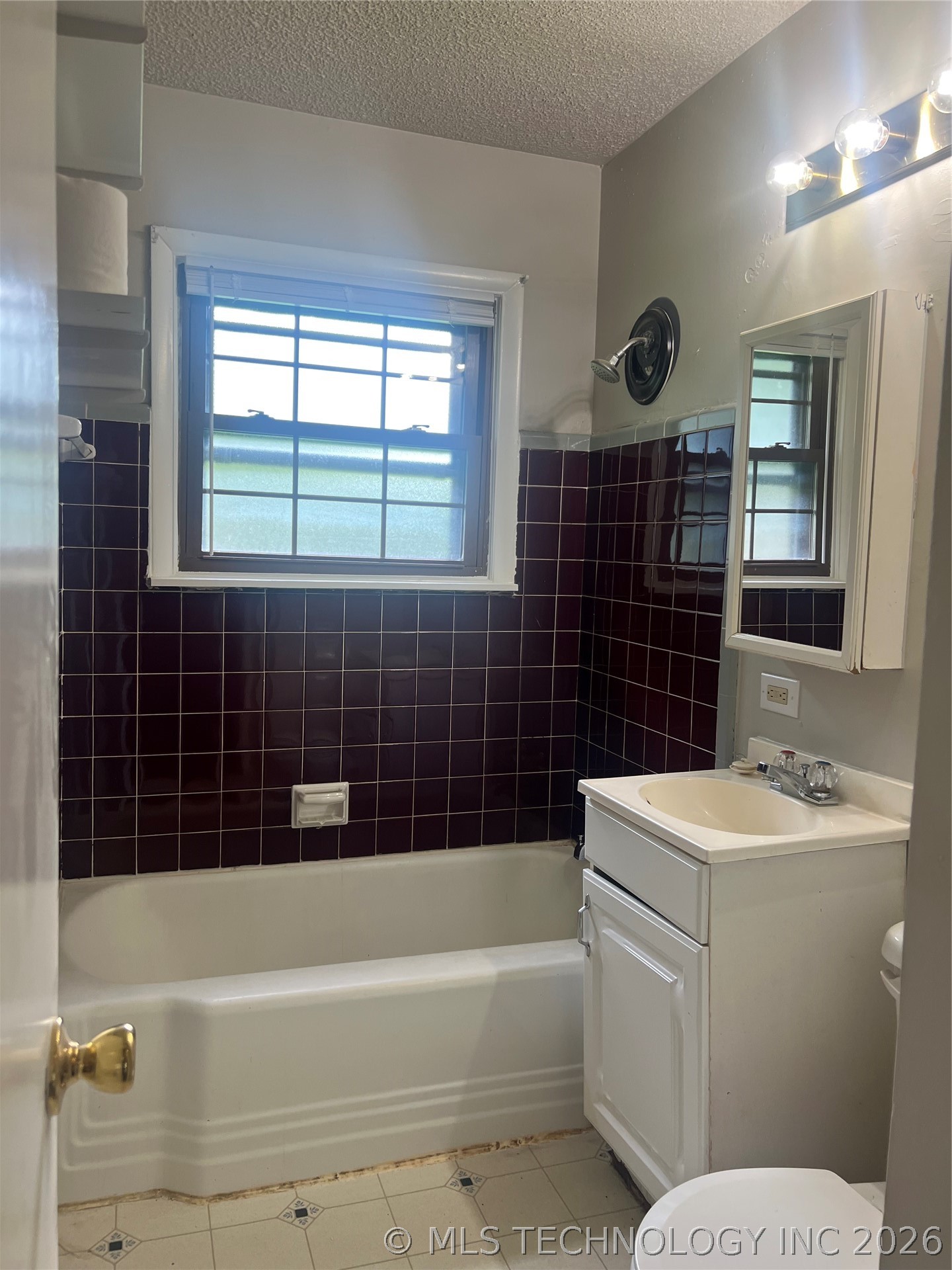 7330 E Newton Street Tulsa OK 74115