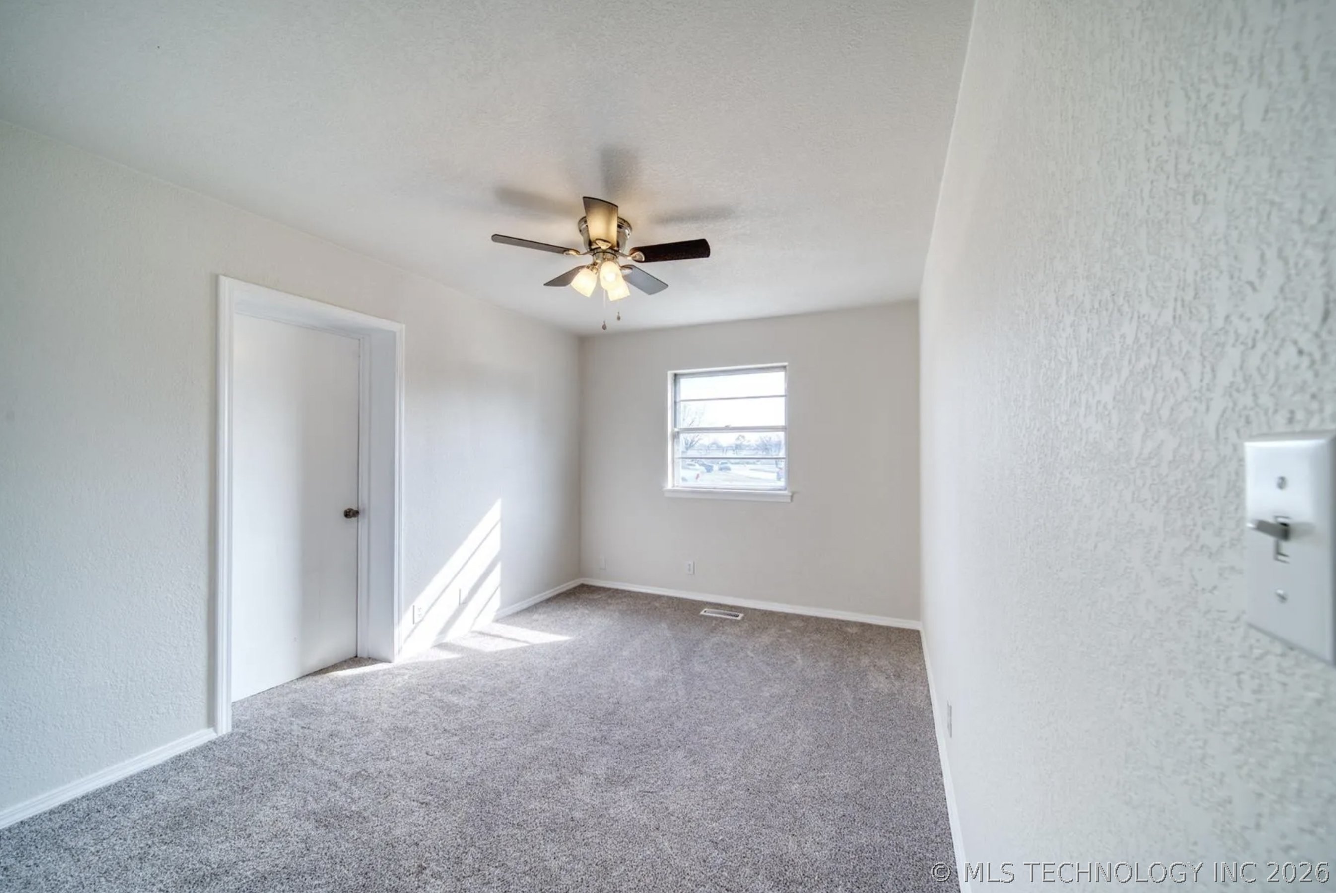 1605 S 108th Eastplace Tulsa OK 74128