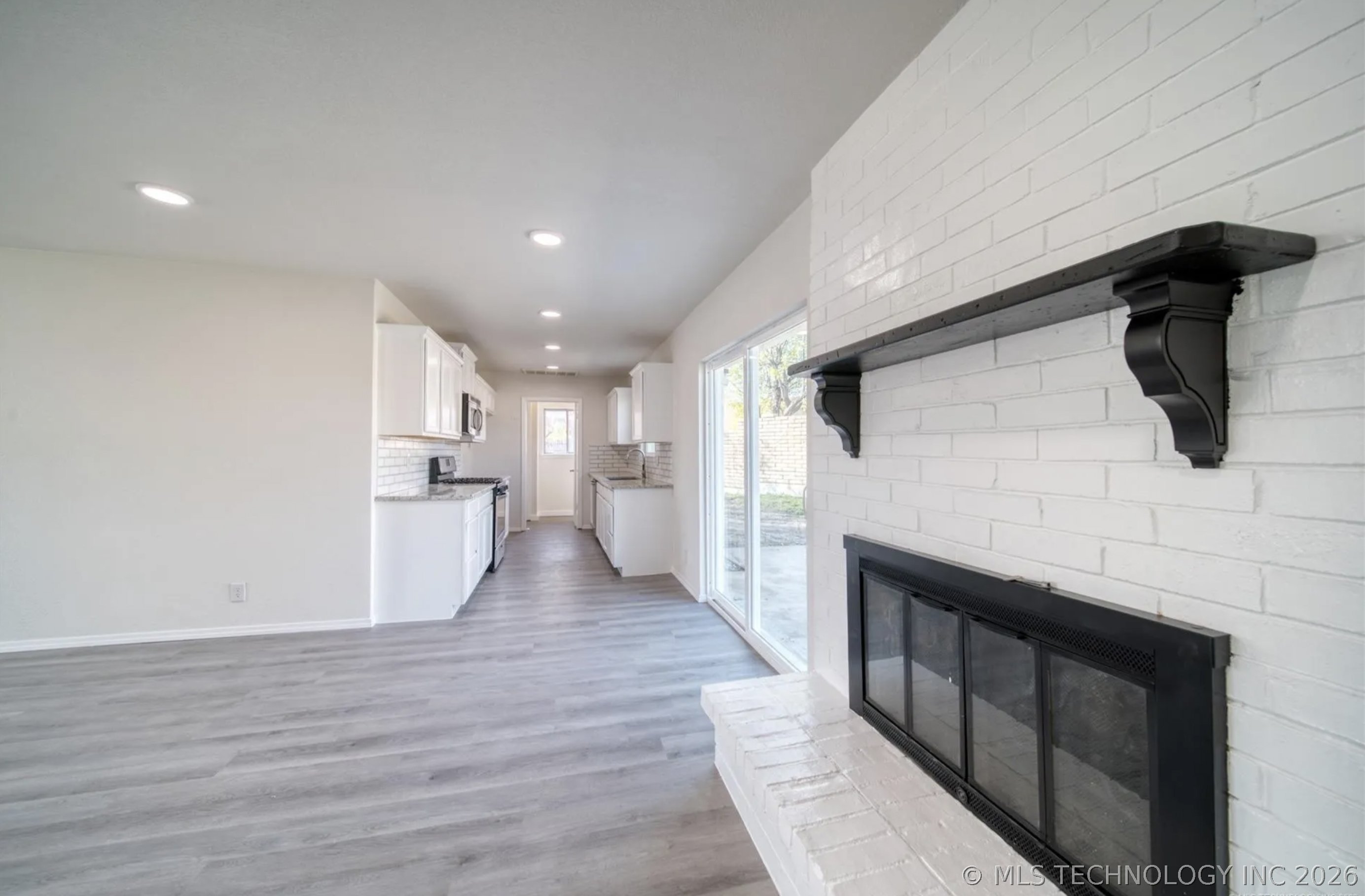1605 S 108th Eastplace Tulsa OK 74128