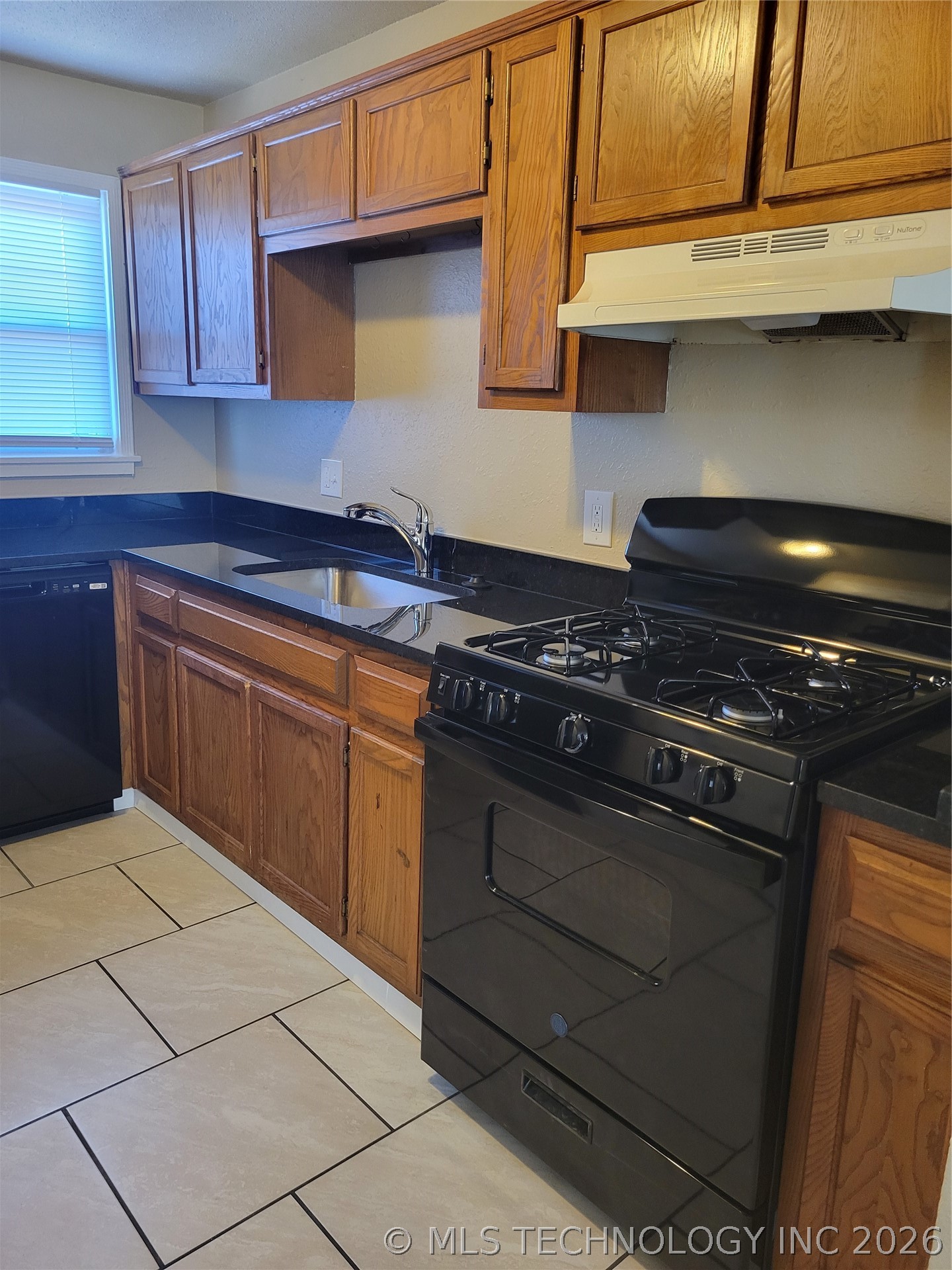 1327 E 38th Street Tulsa OK 74105