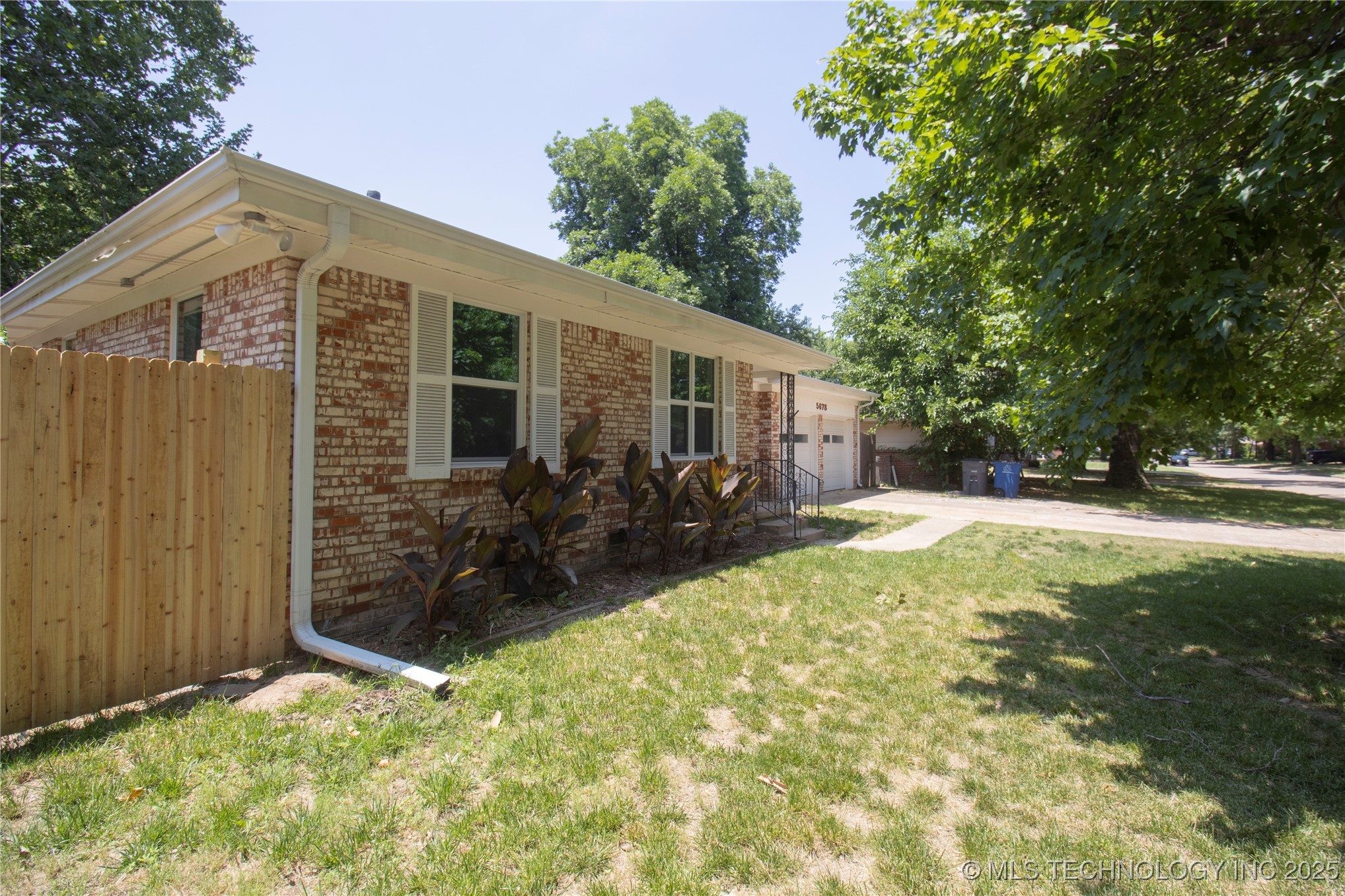 5678 S Yorktown Place Tulsa OK 74105