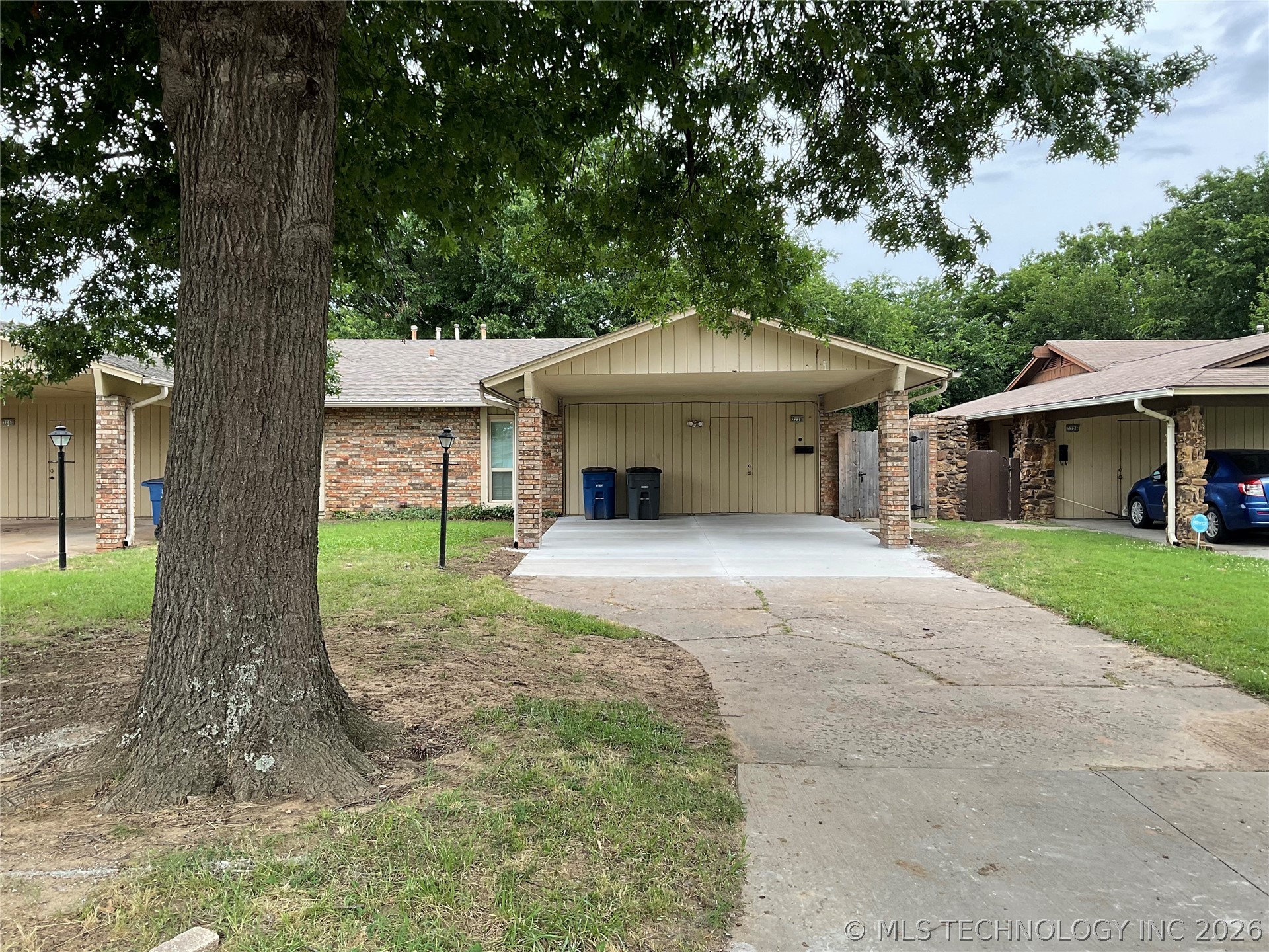 3228 S Lakewood Avenue Tulsa OK 74135