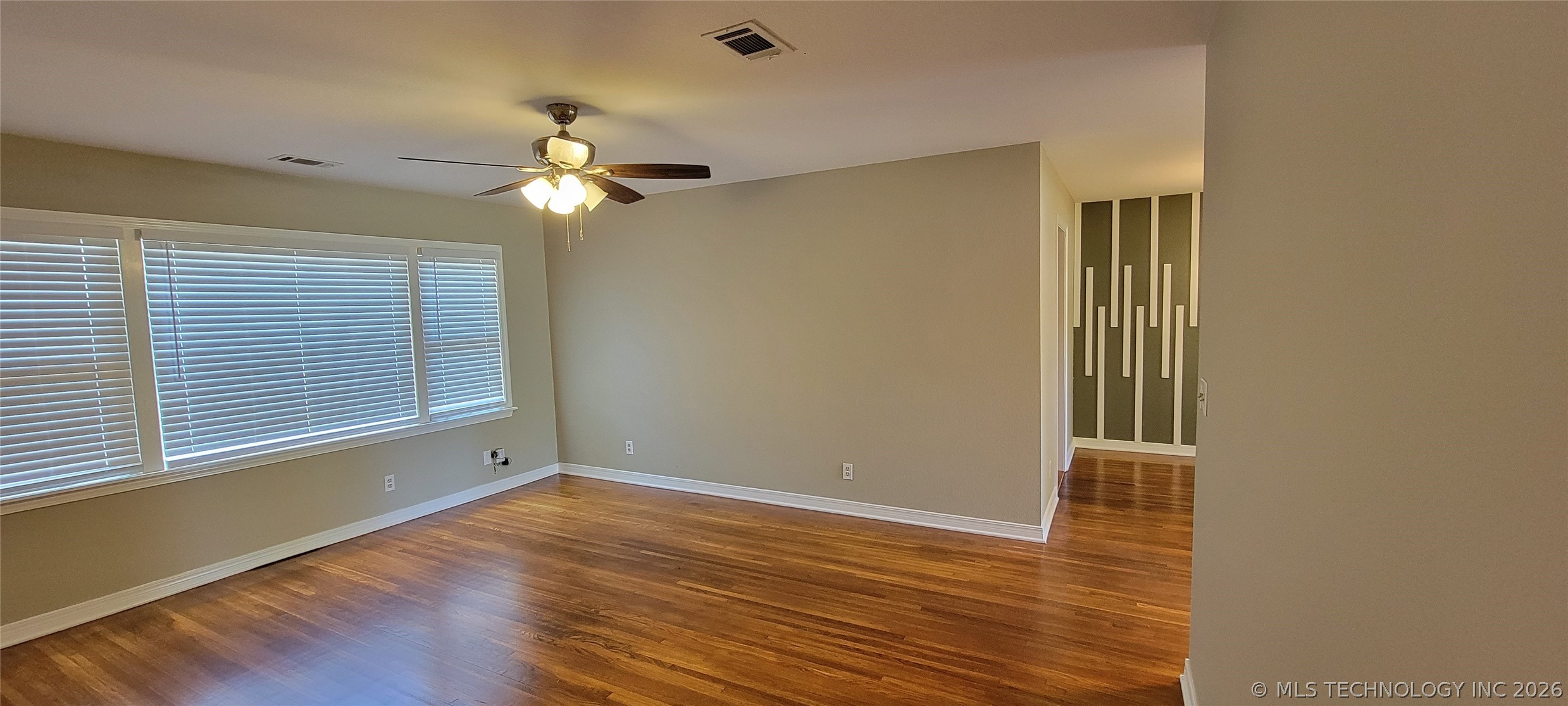 1122 E 48th Place Tulsa OK 74105