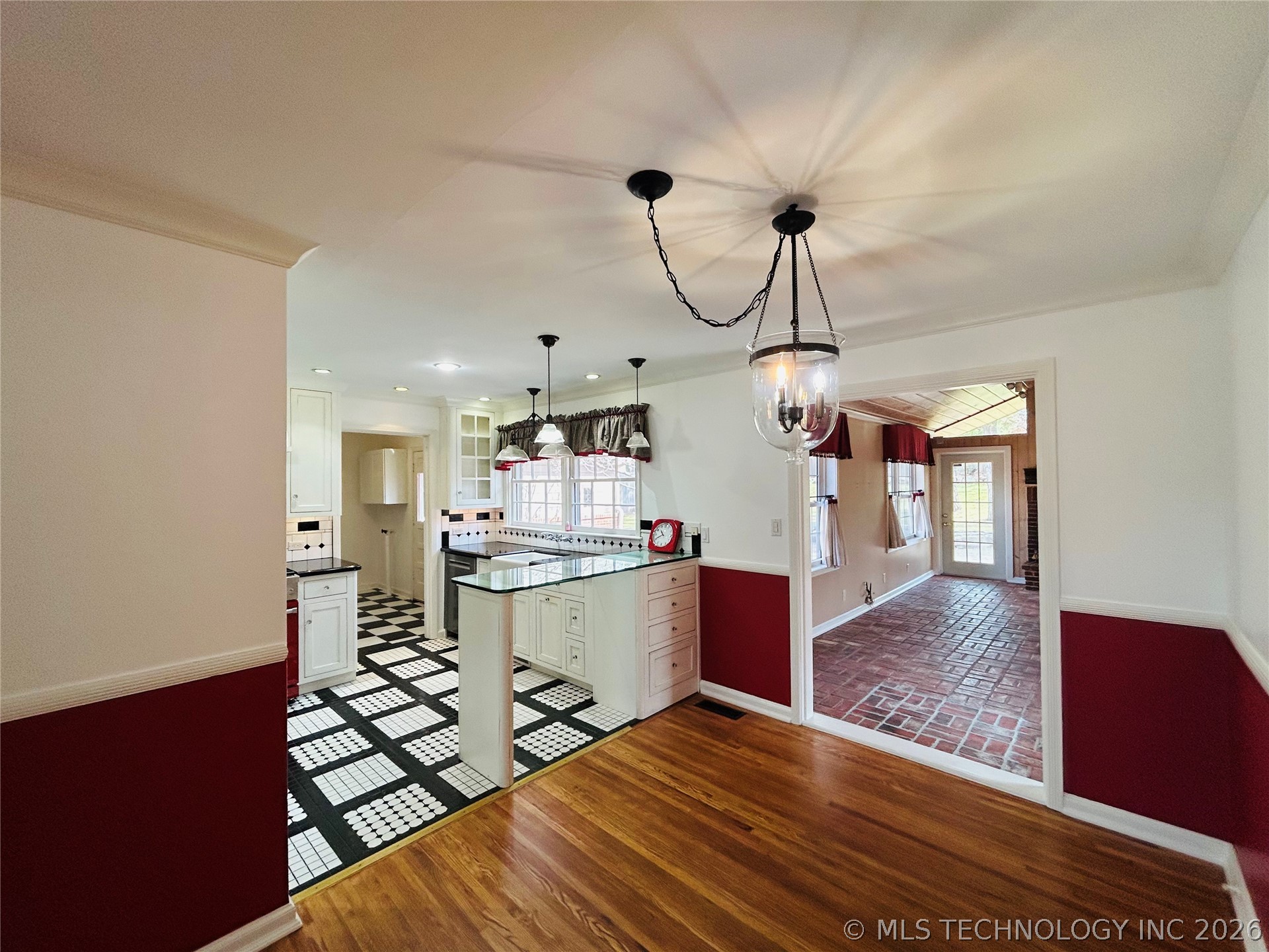 4177 S Troost Place Tulsa OK 74105