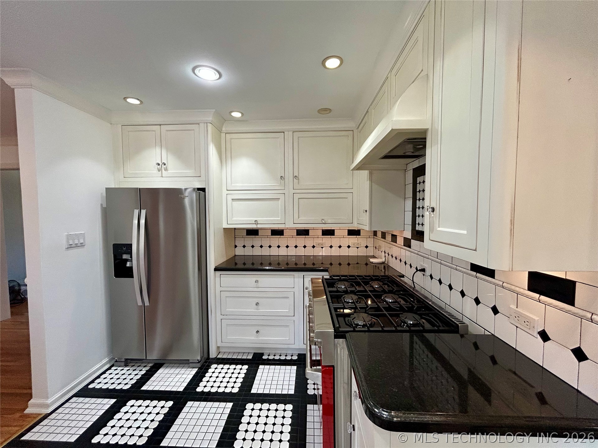 4177 S Troost Place Tulsa OK 74105