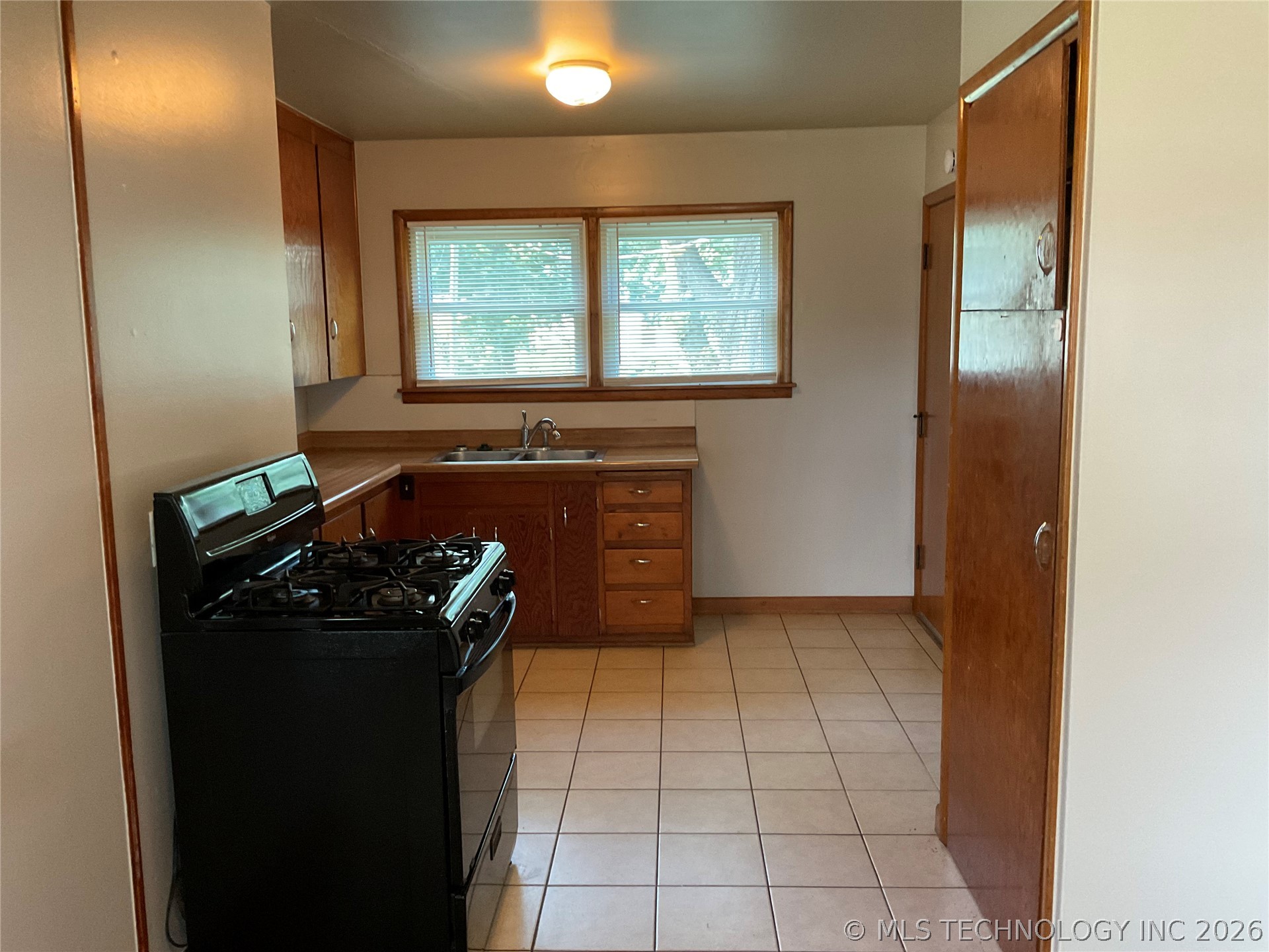 5220 E Independence Street N Tulsa OK 74115