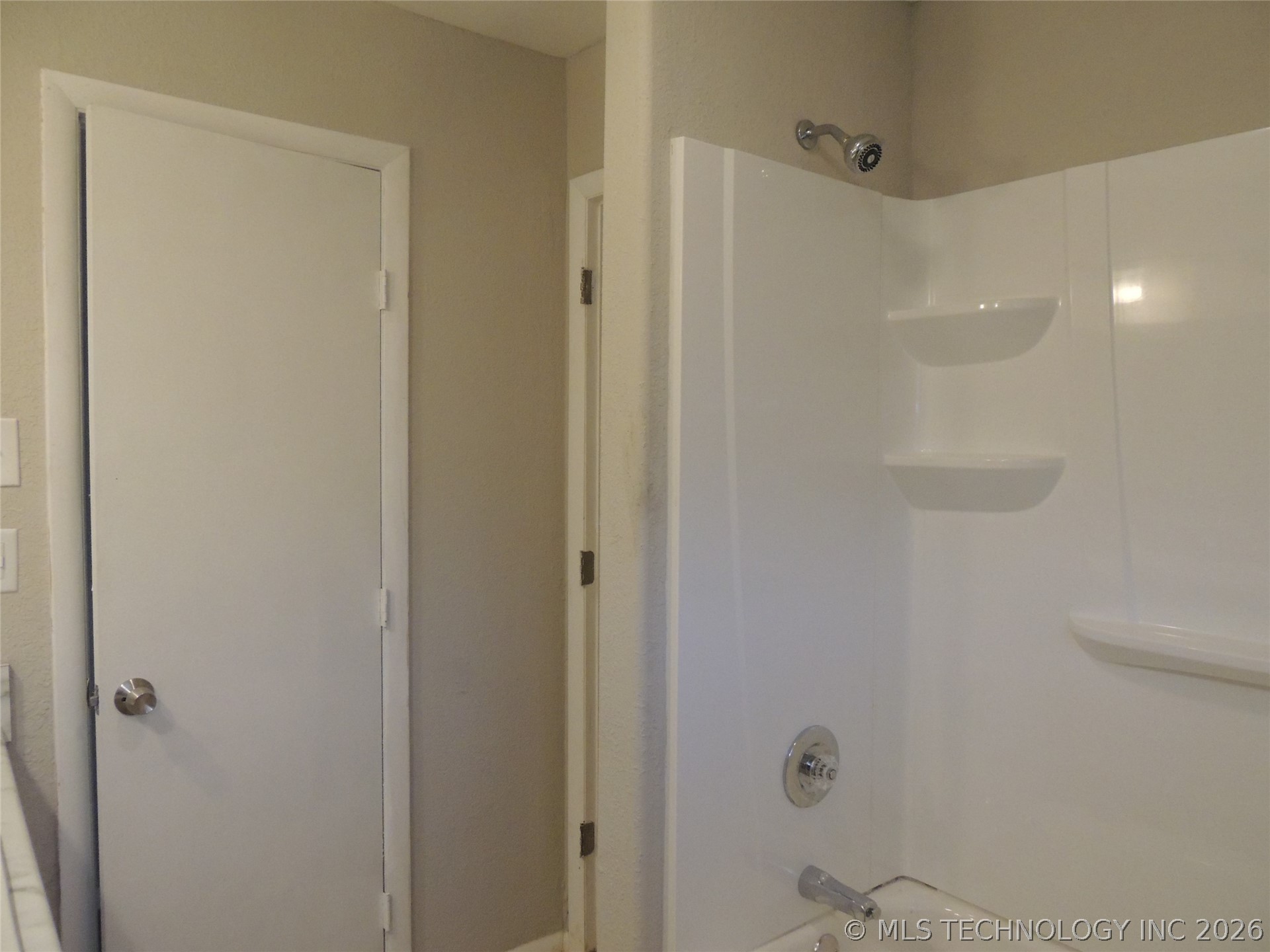 6552 E 27th Place Tulsa OK 74129