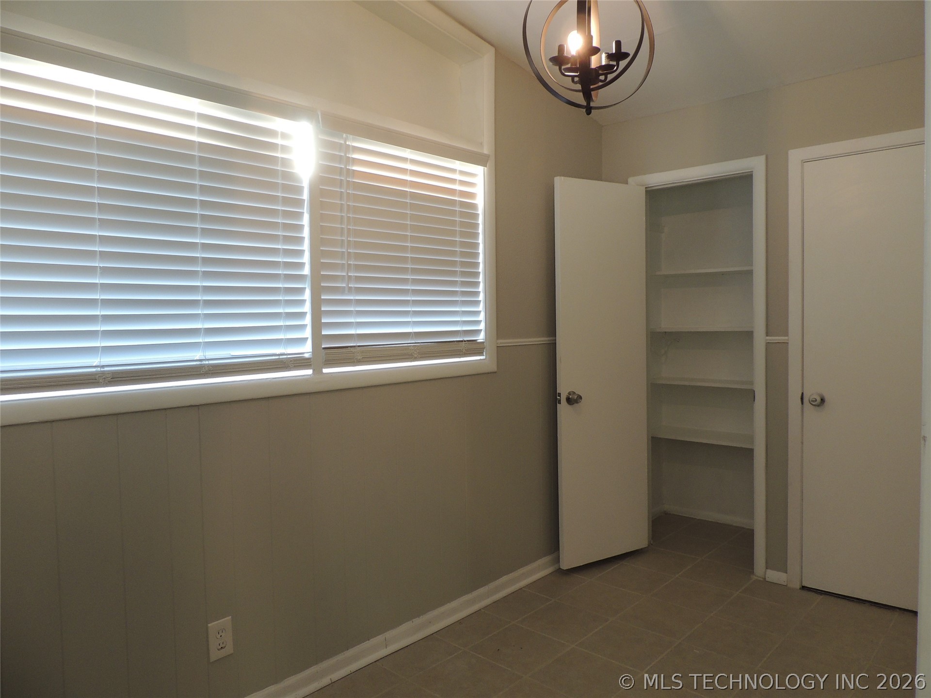 6552 E 27th Place Tulsa OK 74129