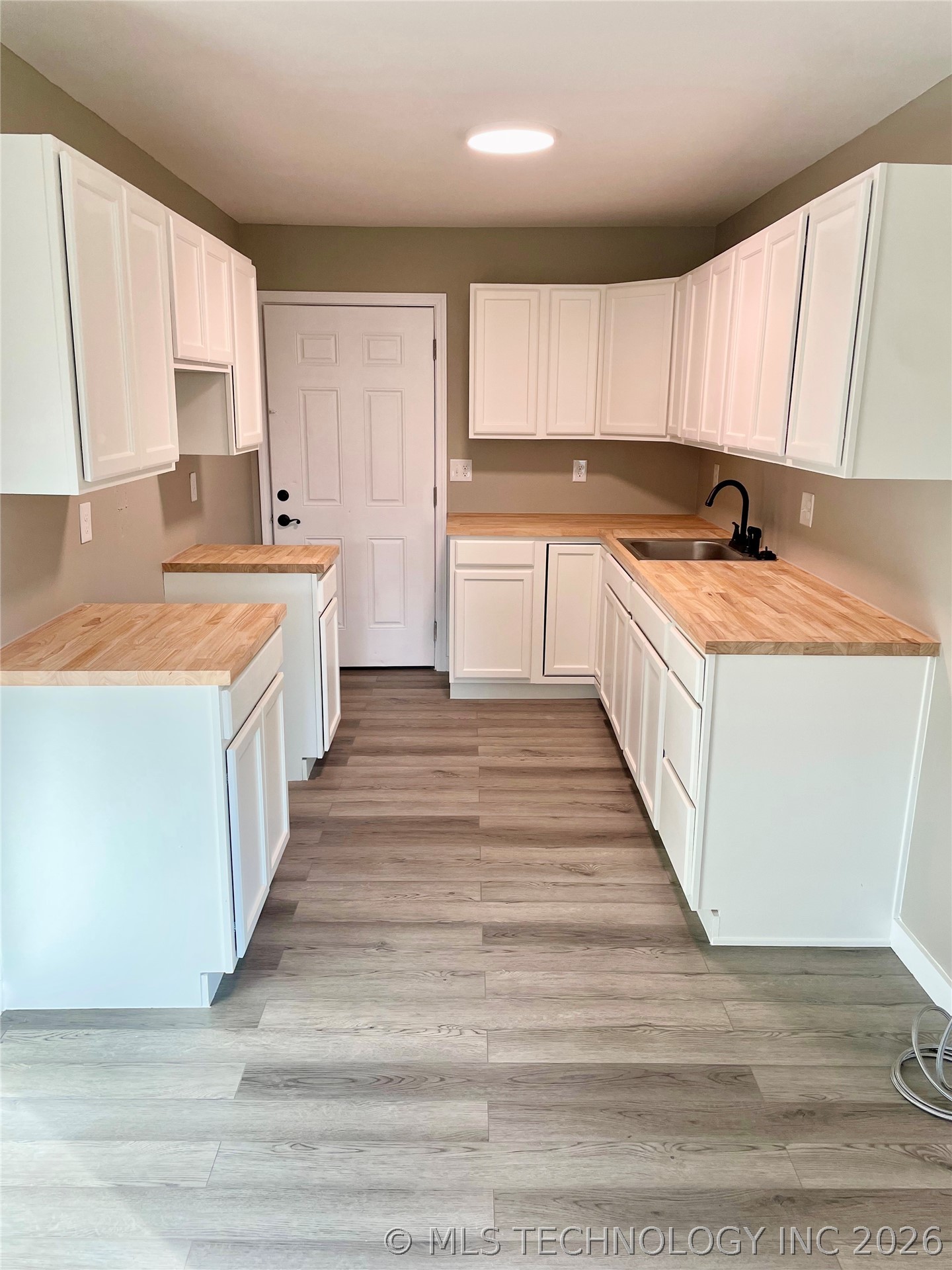 910 Hargrove Ardmore OK 73401