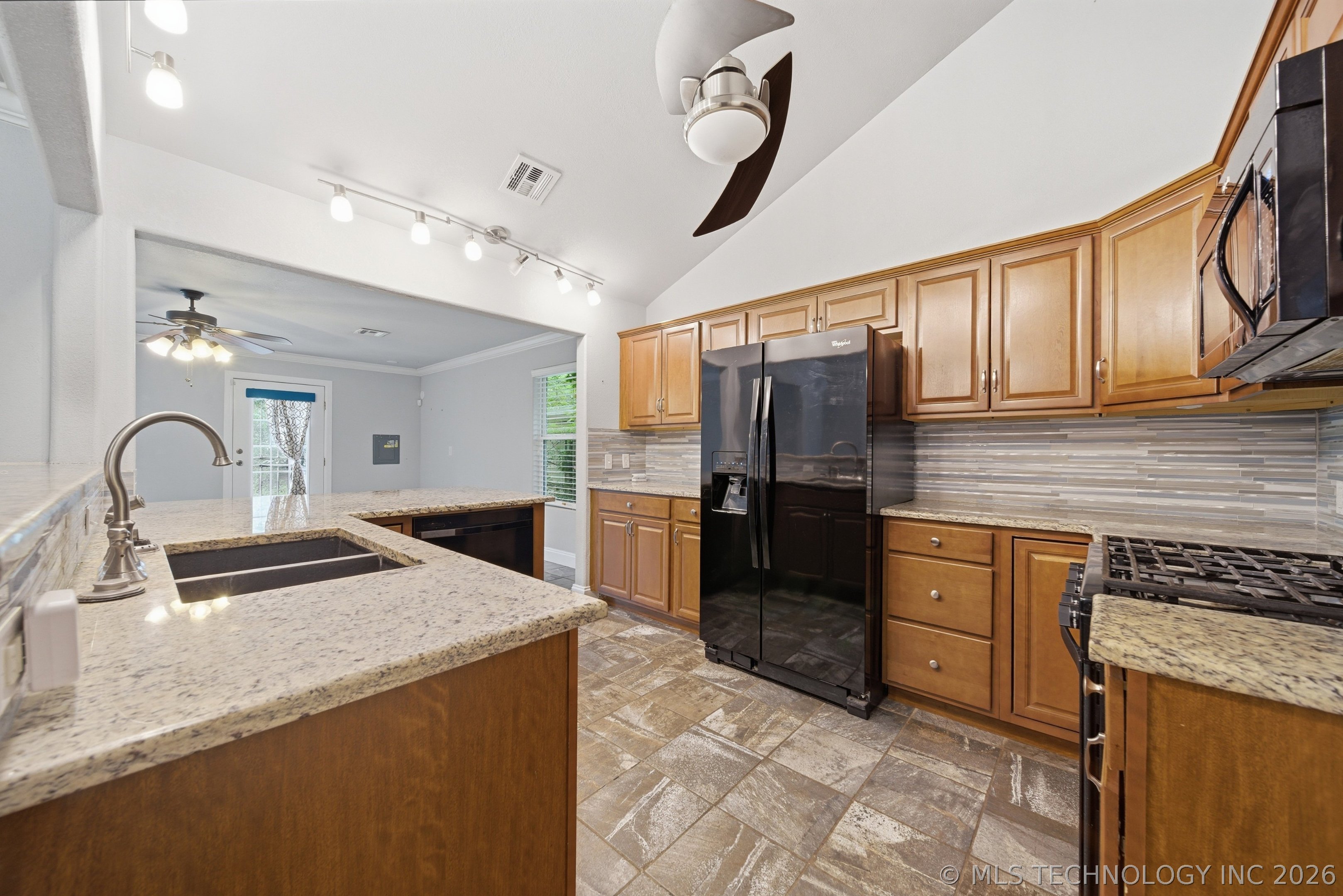 5508 S Newport Avenue Tulsa OK 74105