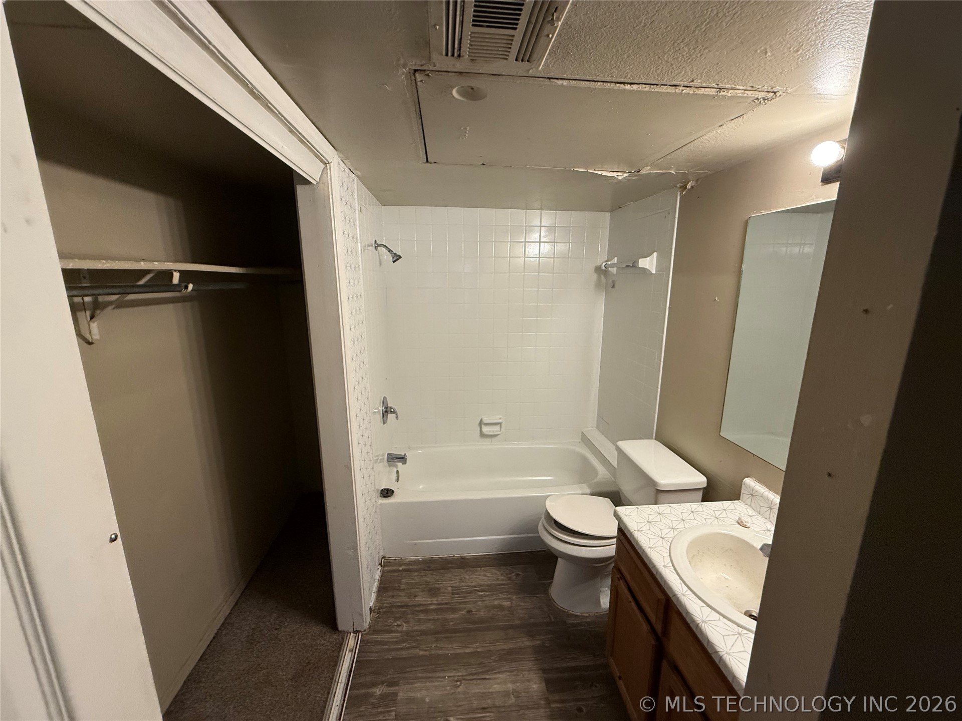 1802 E 66th Place Tulsa OK 74136