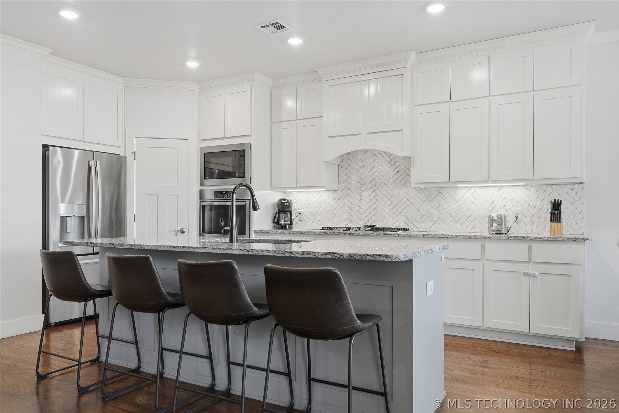 1229 W 86th Place S Tulsa OK 74132