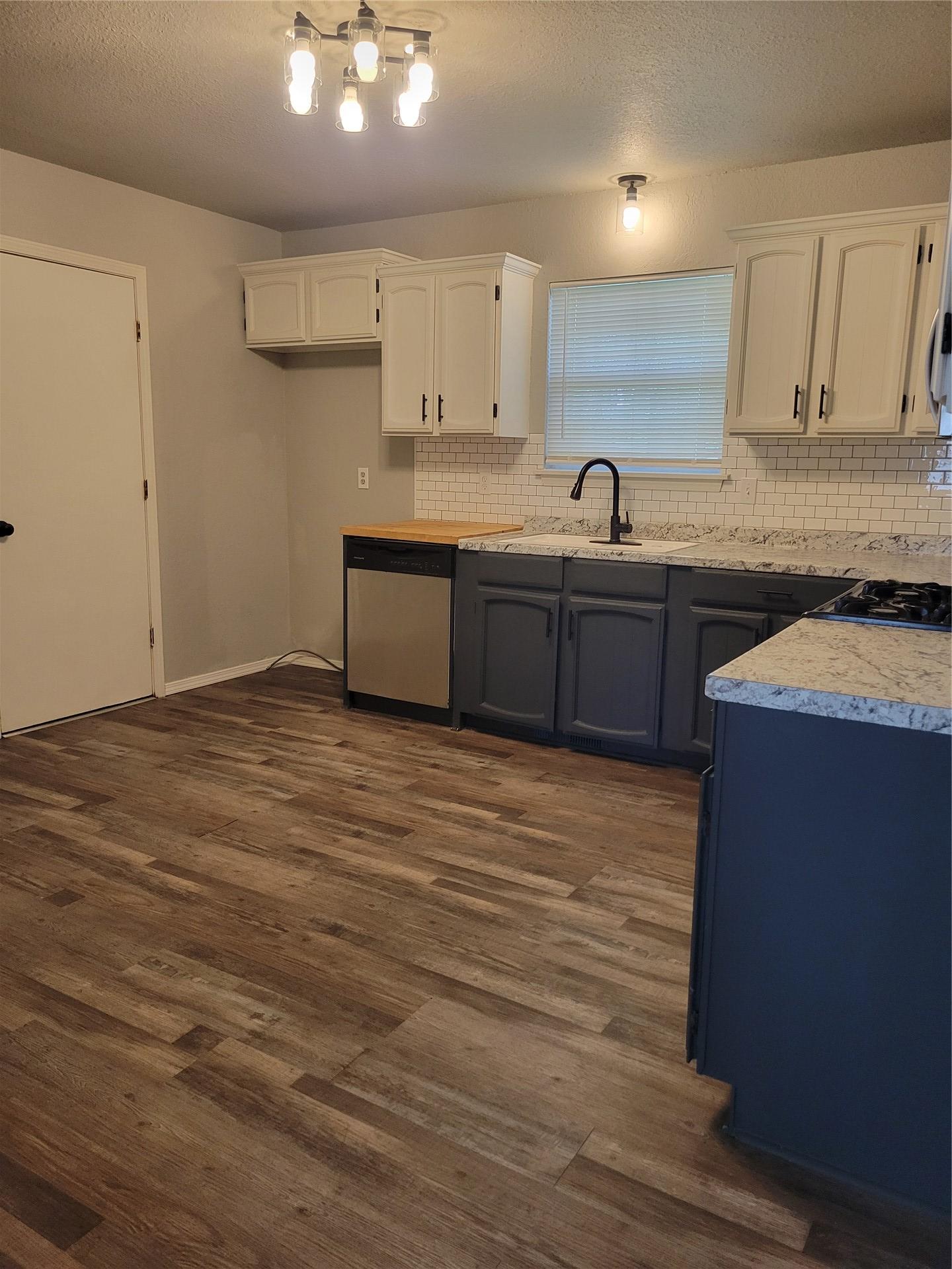 652 E Main Street Collinsville OK 74021