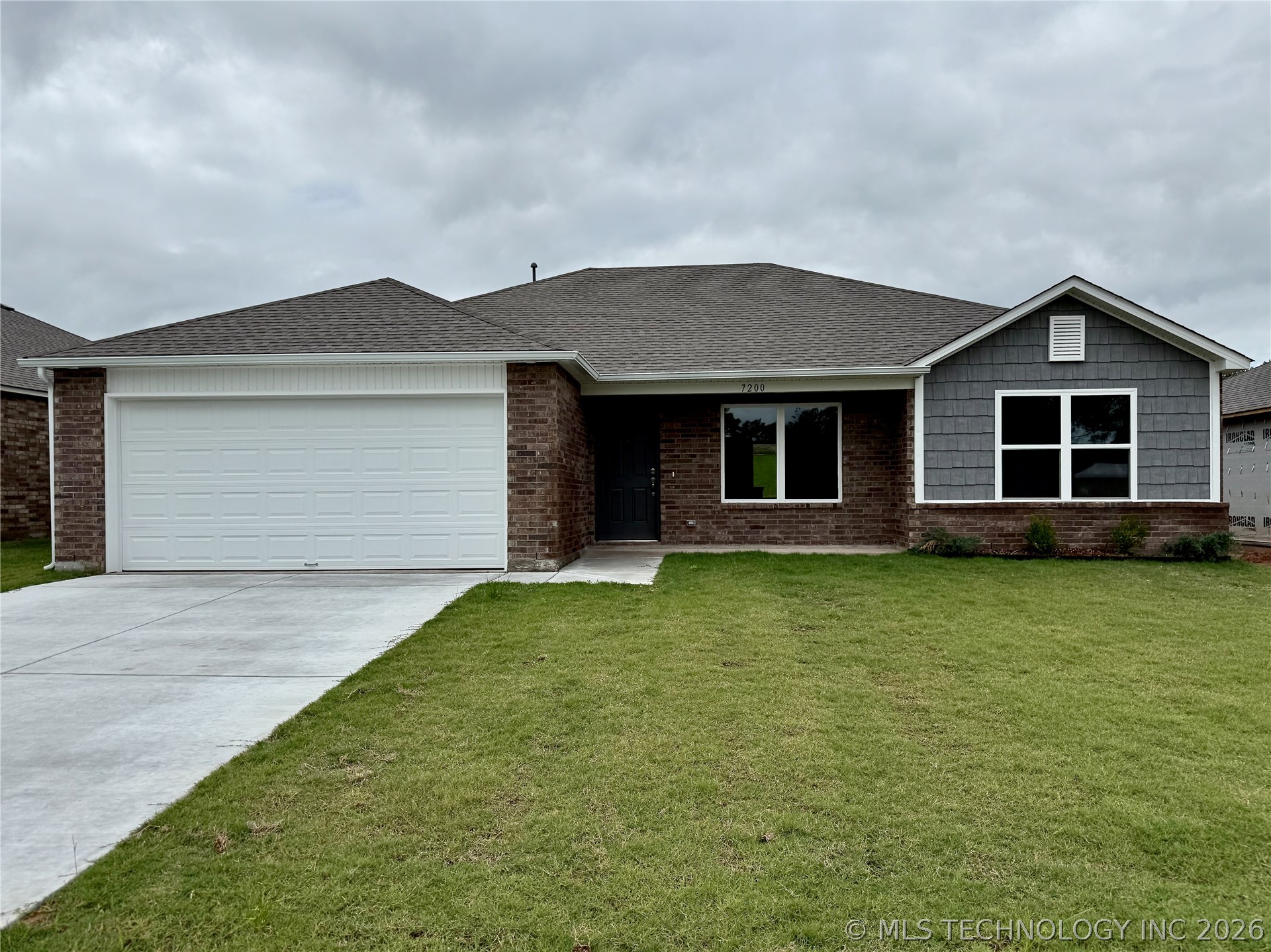 7200 S Lions Avenue Broken Arrow OK 74011