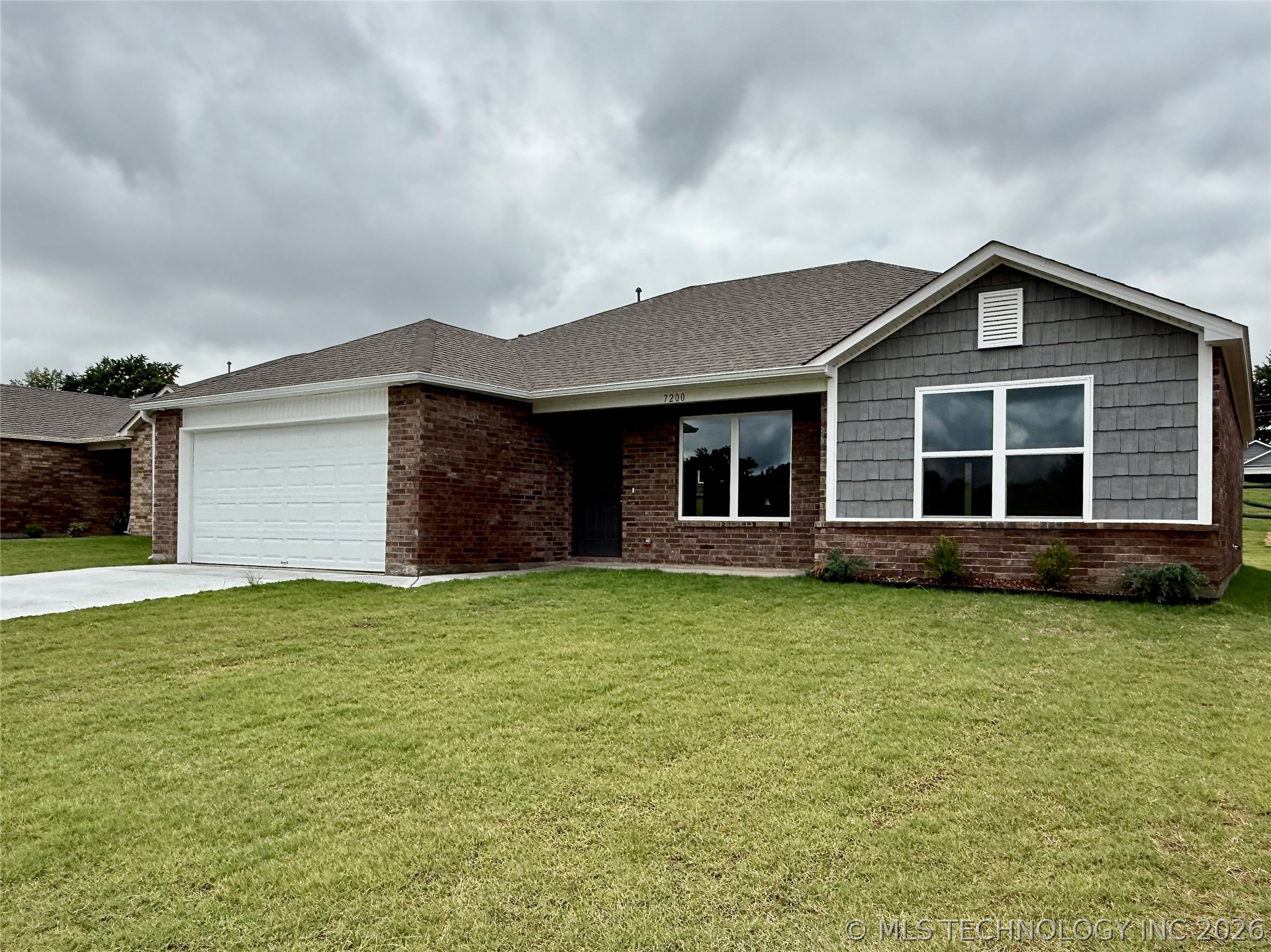 7200 S Lions Avenue Broken Arrow OK 74011