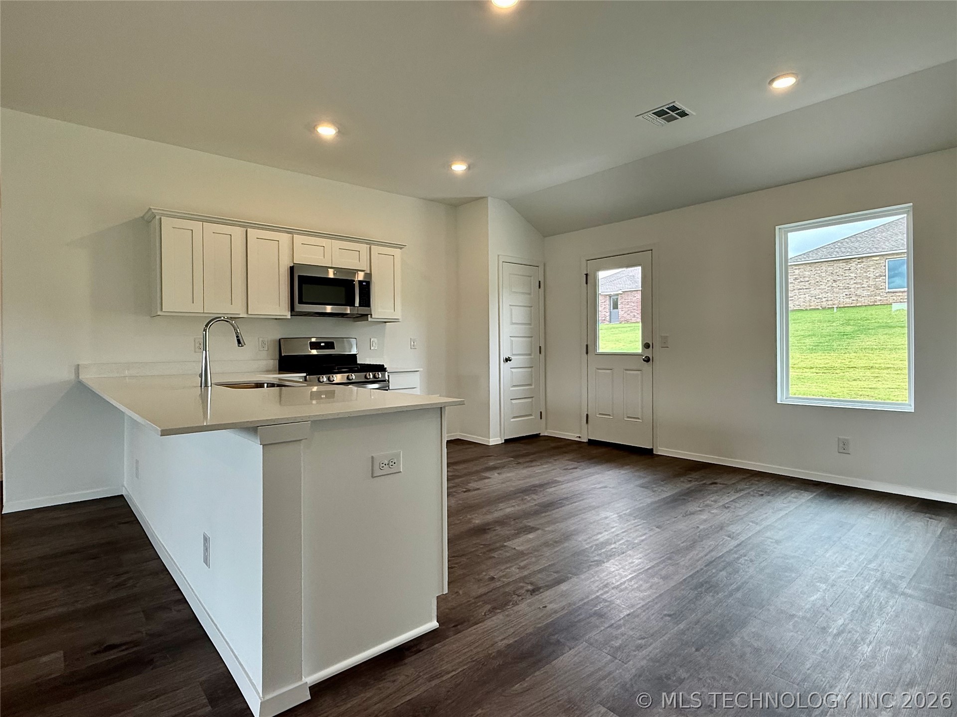 7200 S Lions Avenue Broken Arrow OK 74011
