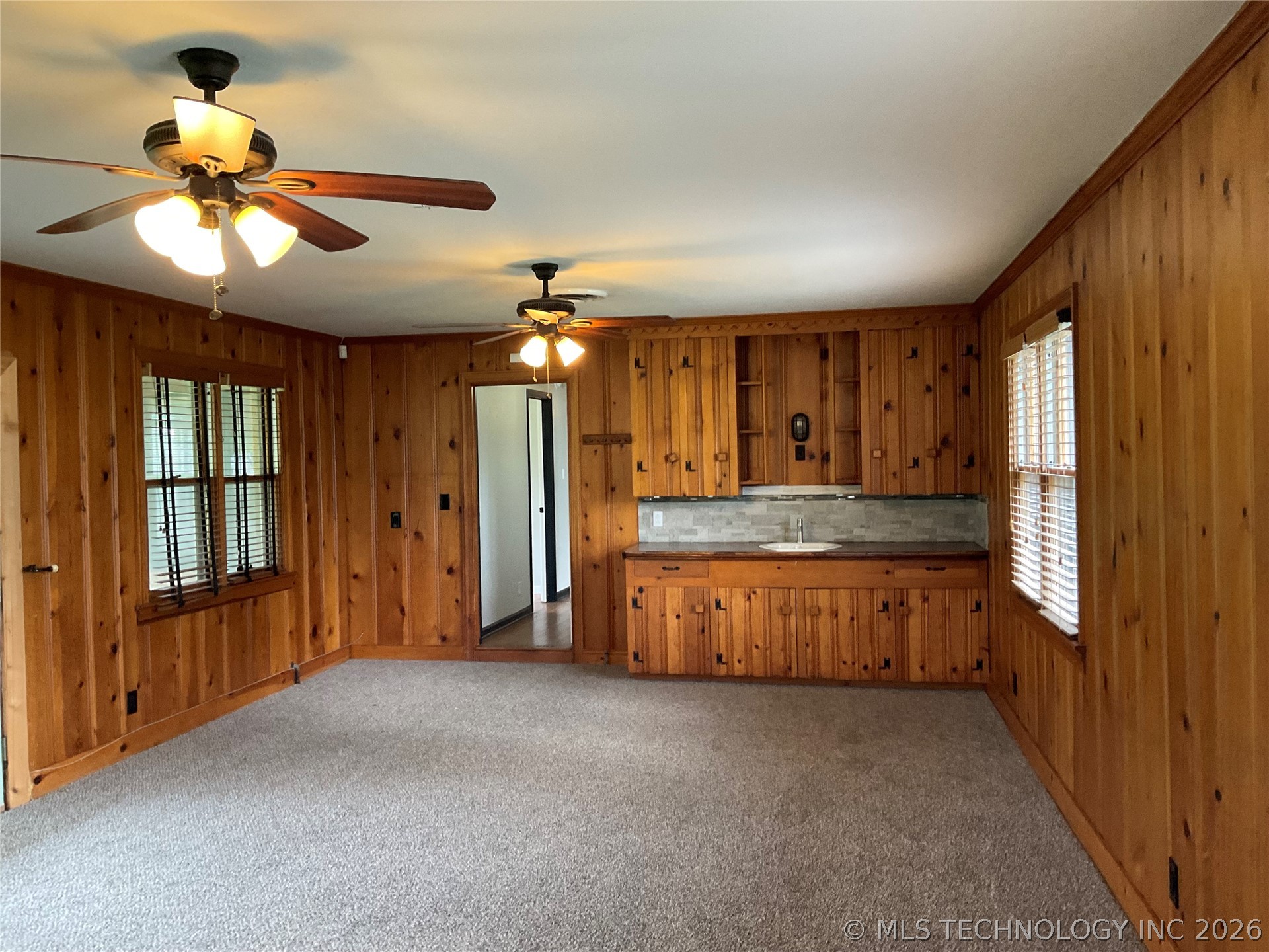 564 S 87th Eastavenue Tulsa OK 74112