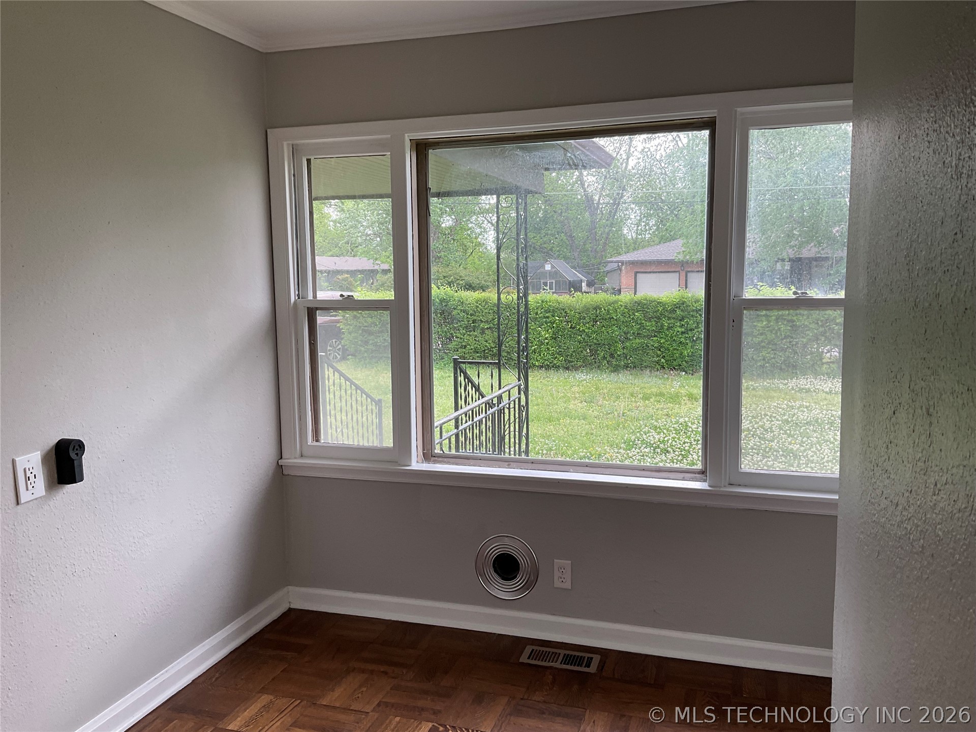 564 S 87th Eastavenue Tulsa OK 74112