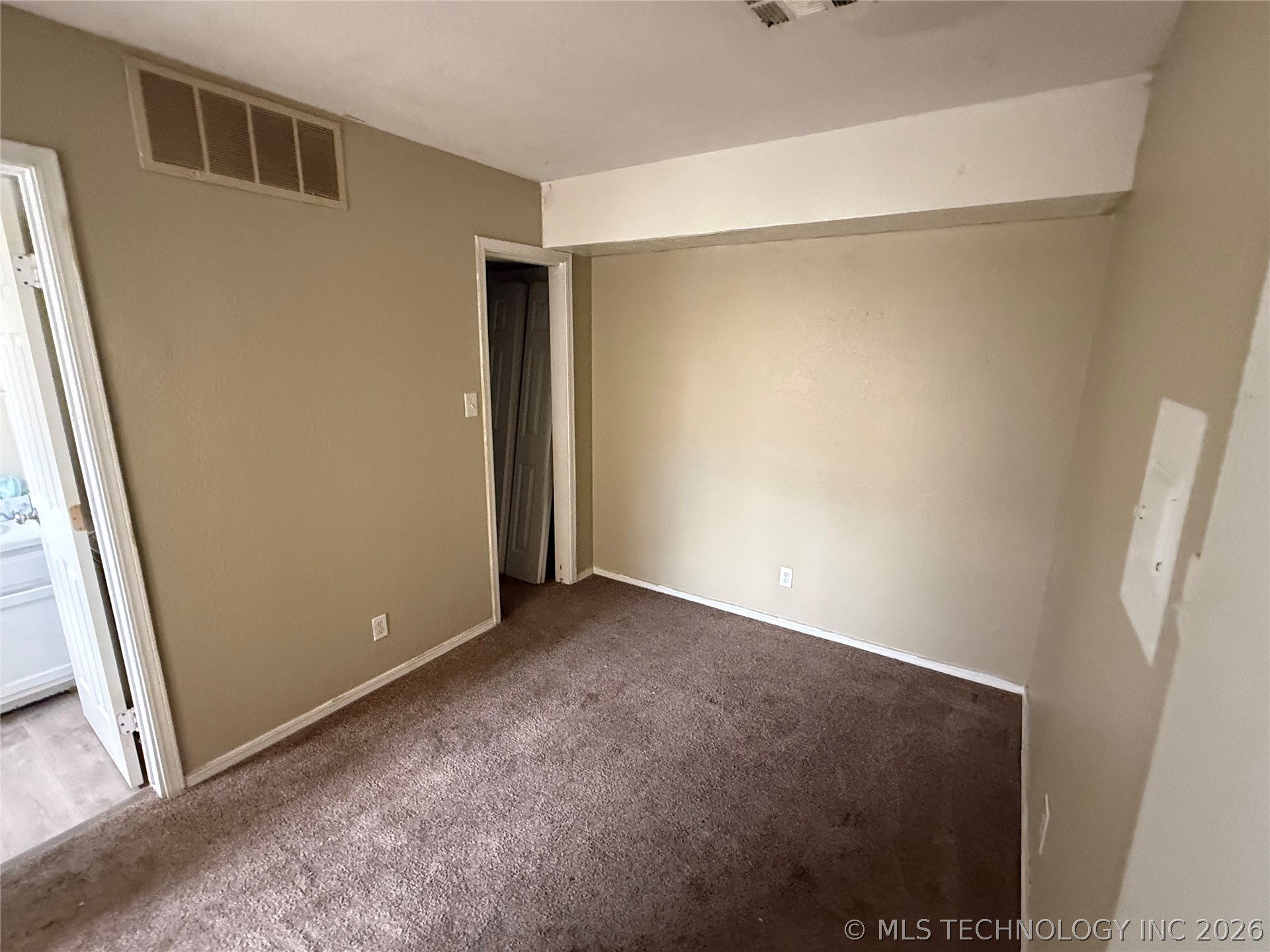 1808 E 66th Place Tulsa OK 74136