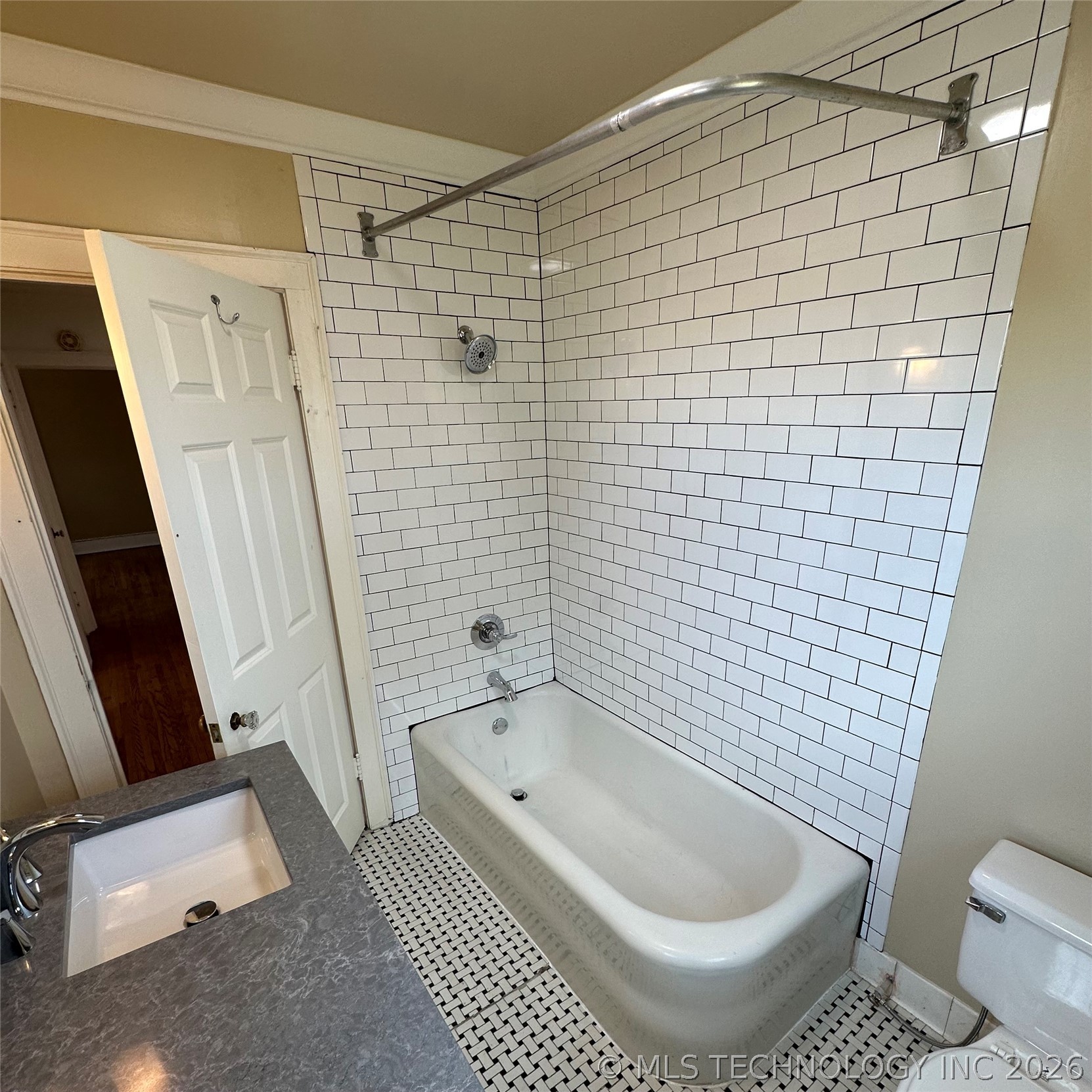 2203 E 18th Street Tulsa OK 74104