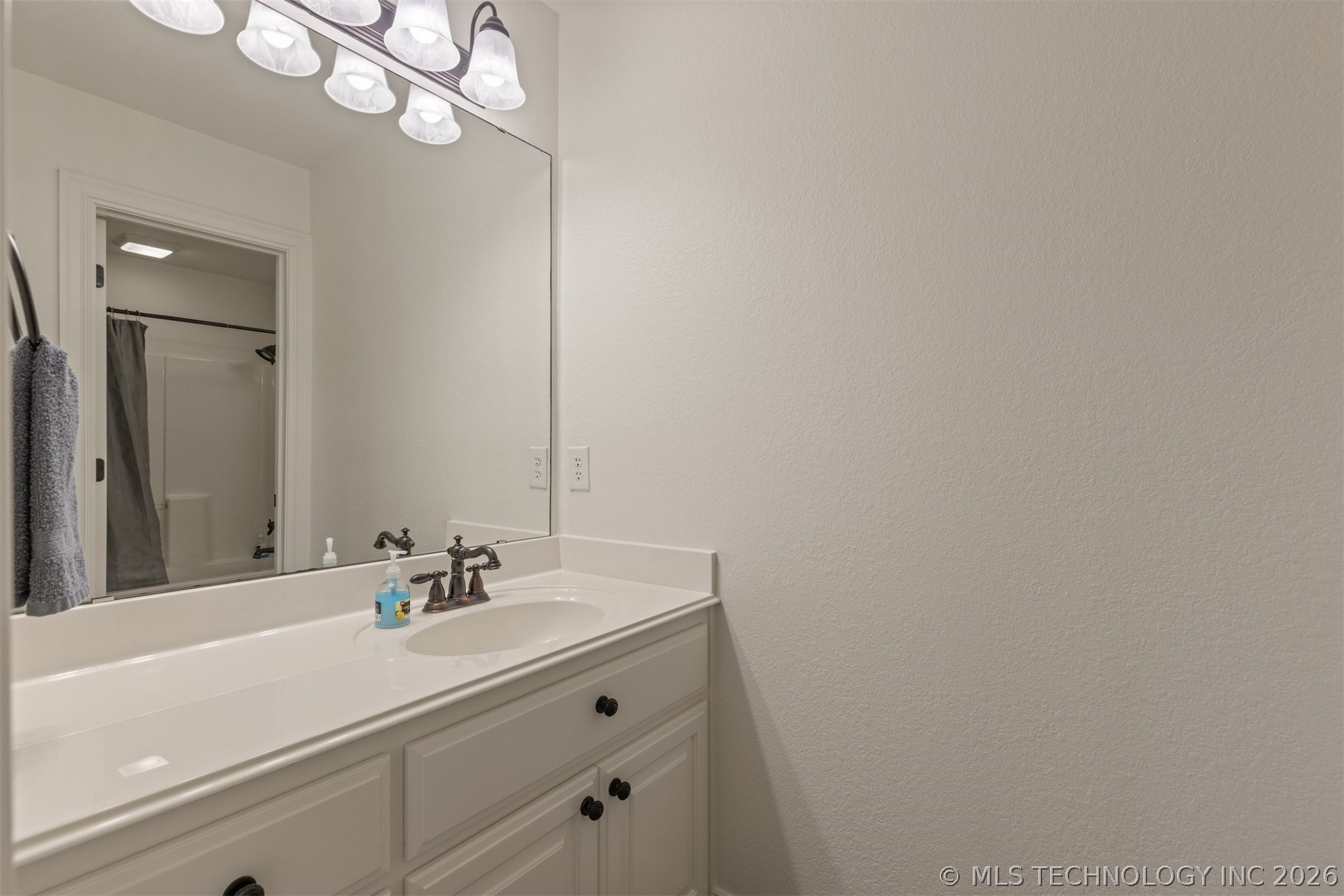4902 S 165th East Avenue Tulsa OK 74134