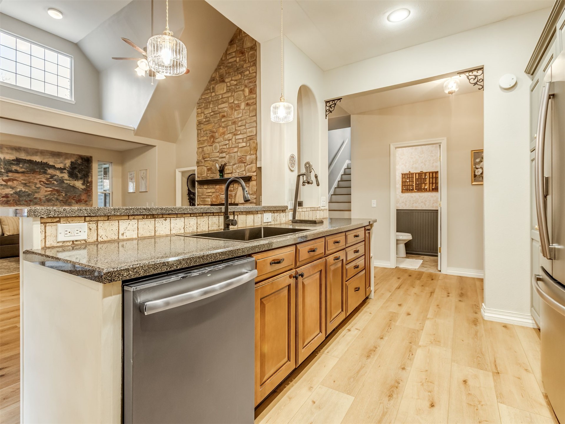 2485 Avalon Drive Eufaula OK 74432