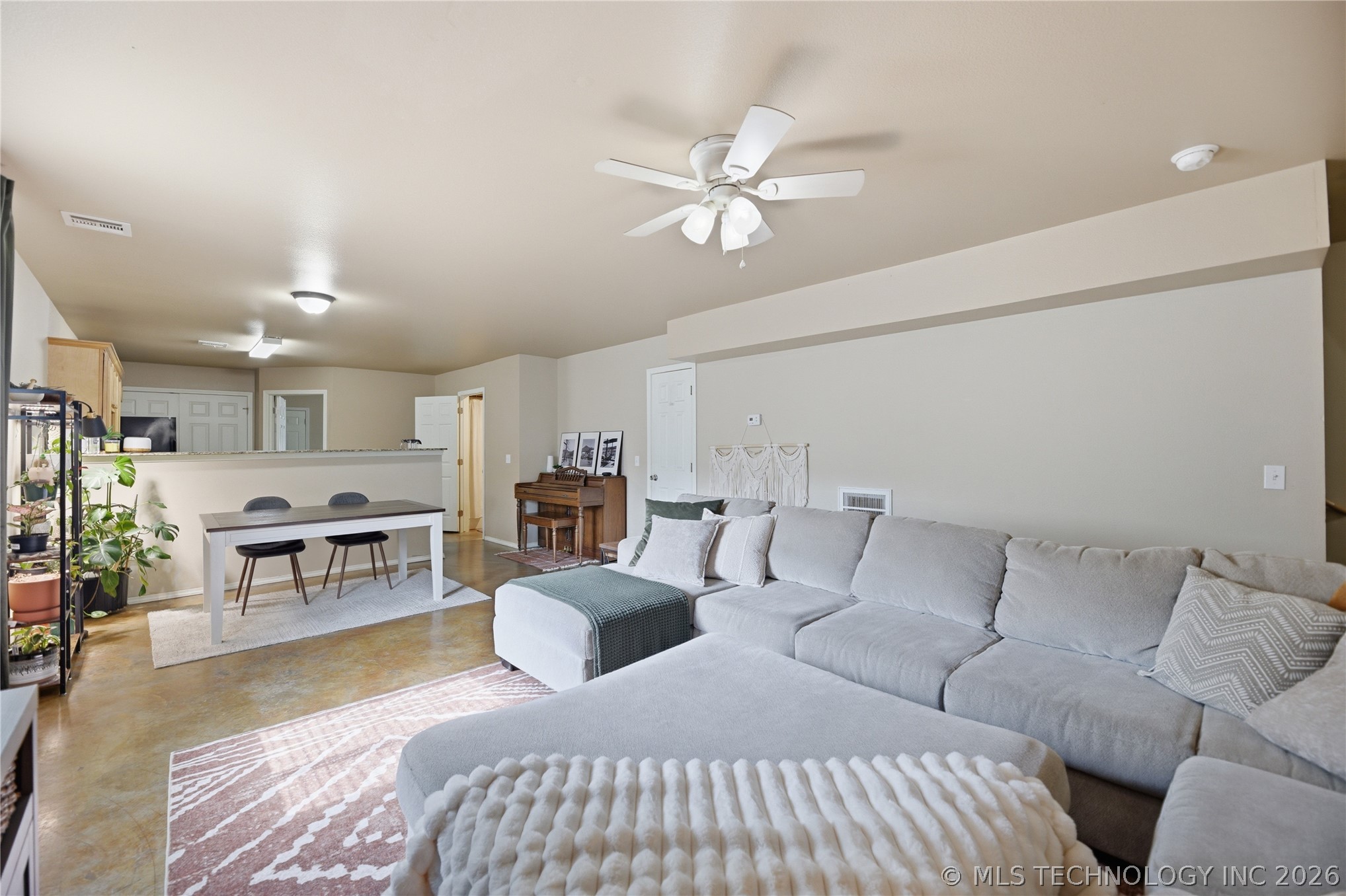 1407 W Haskell Street Claremore OK 74017
