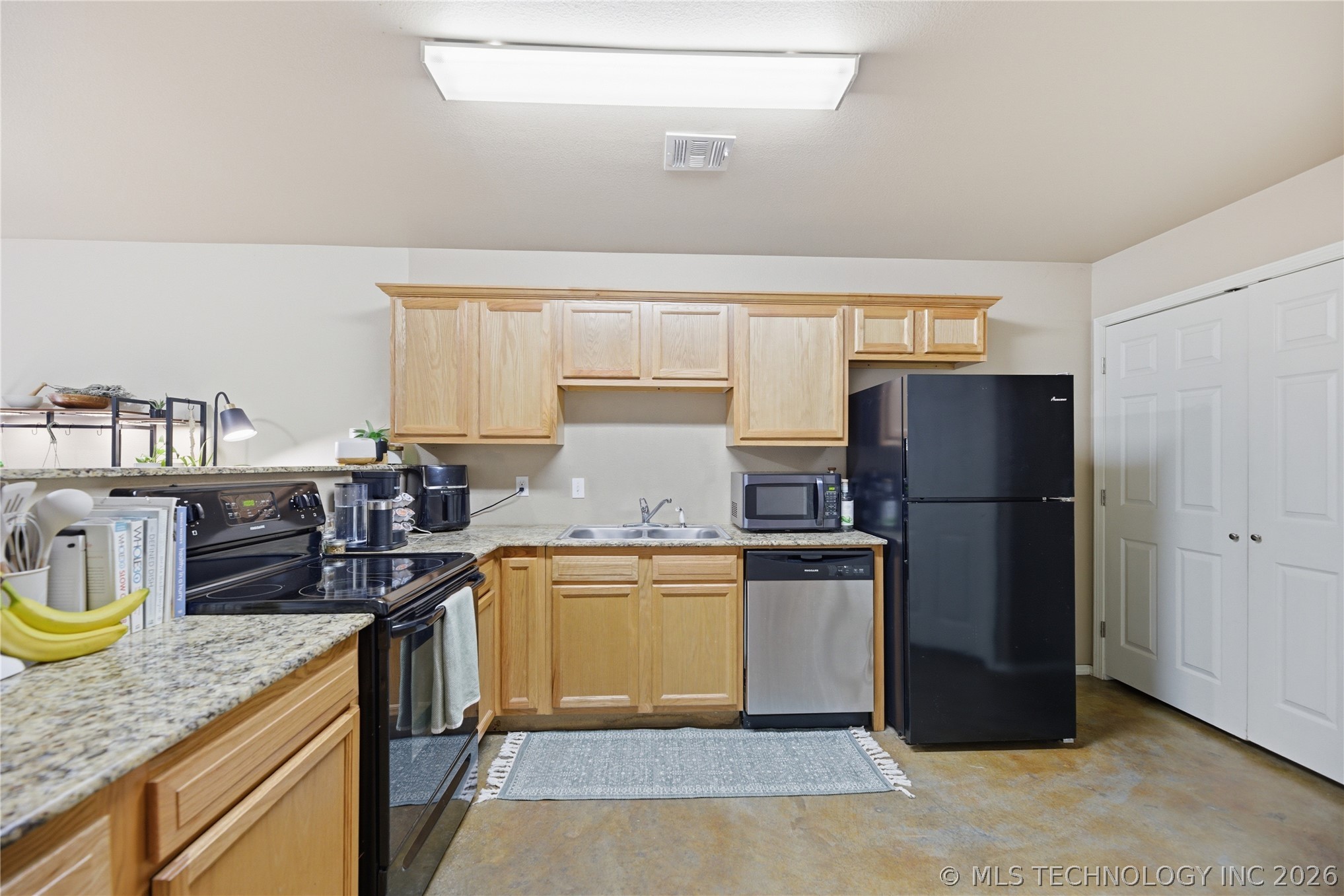 1407 W Haskell Street Claremore OK 74017