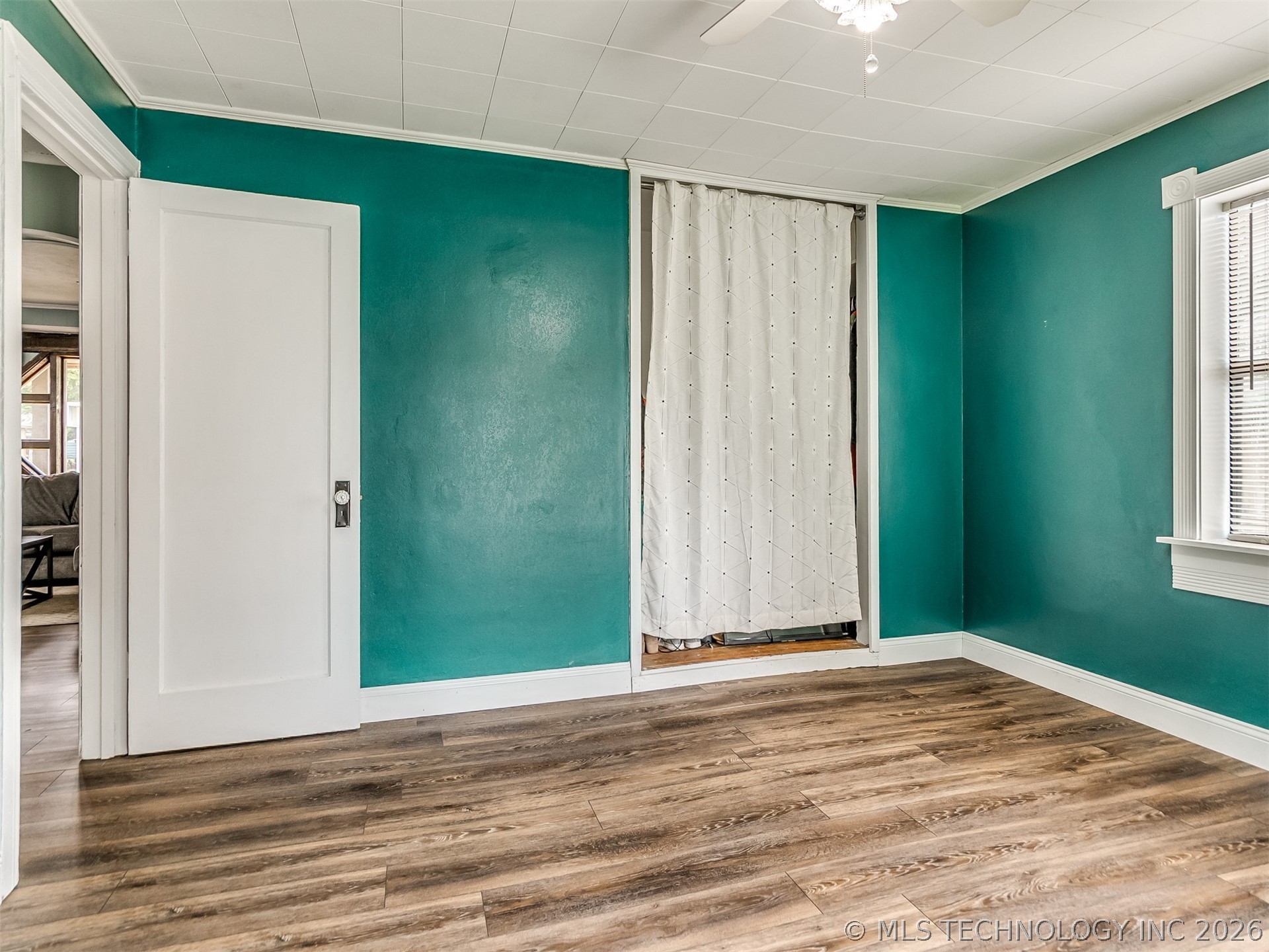 233 NE Queenstown Avenue Bartlesville OK 74006