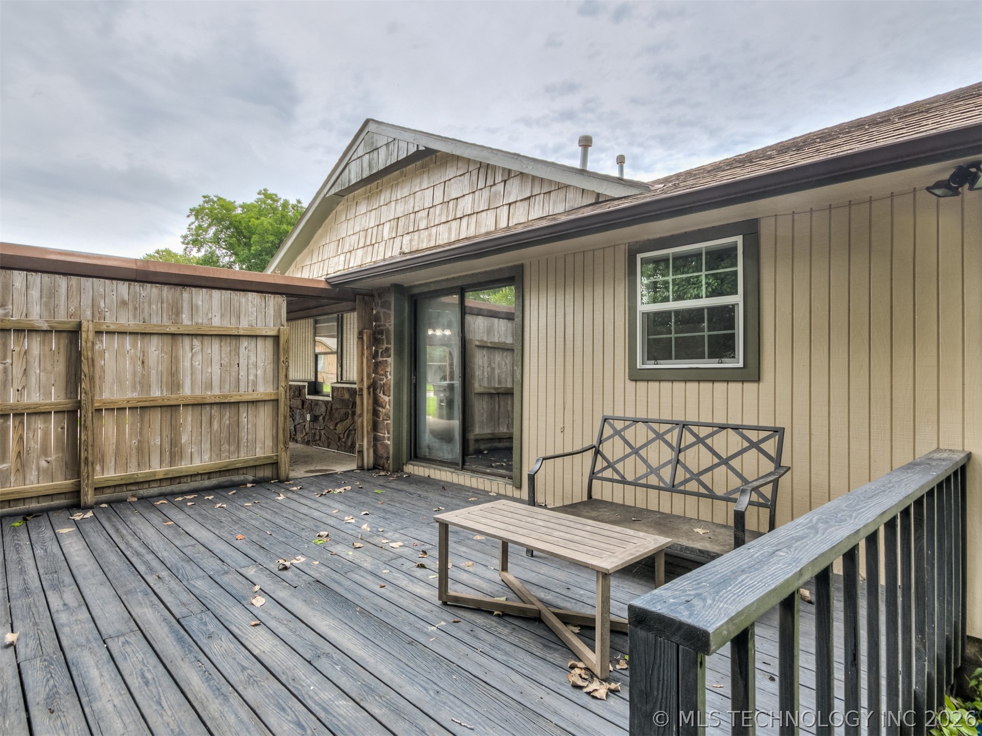 233 NE Queenstown Avenue Bartlesville OK 74006
